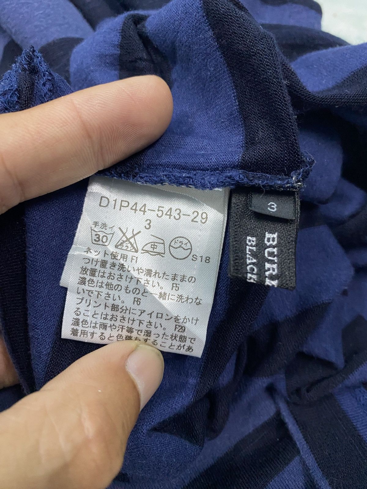 Burberry Vintage burberry tee made in japan Size US M / EU 48-50 / 2 - 4 Thumbnail