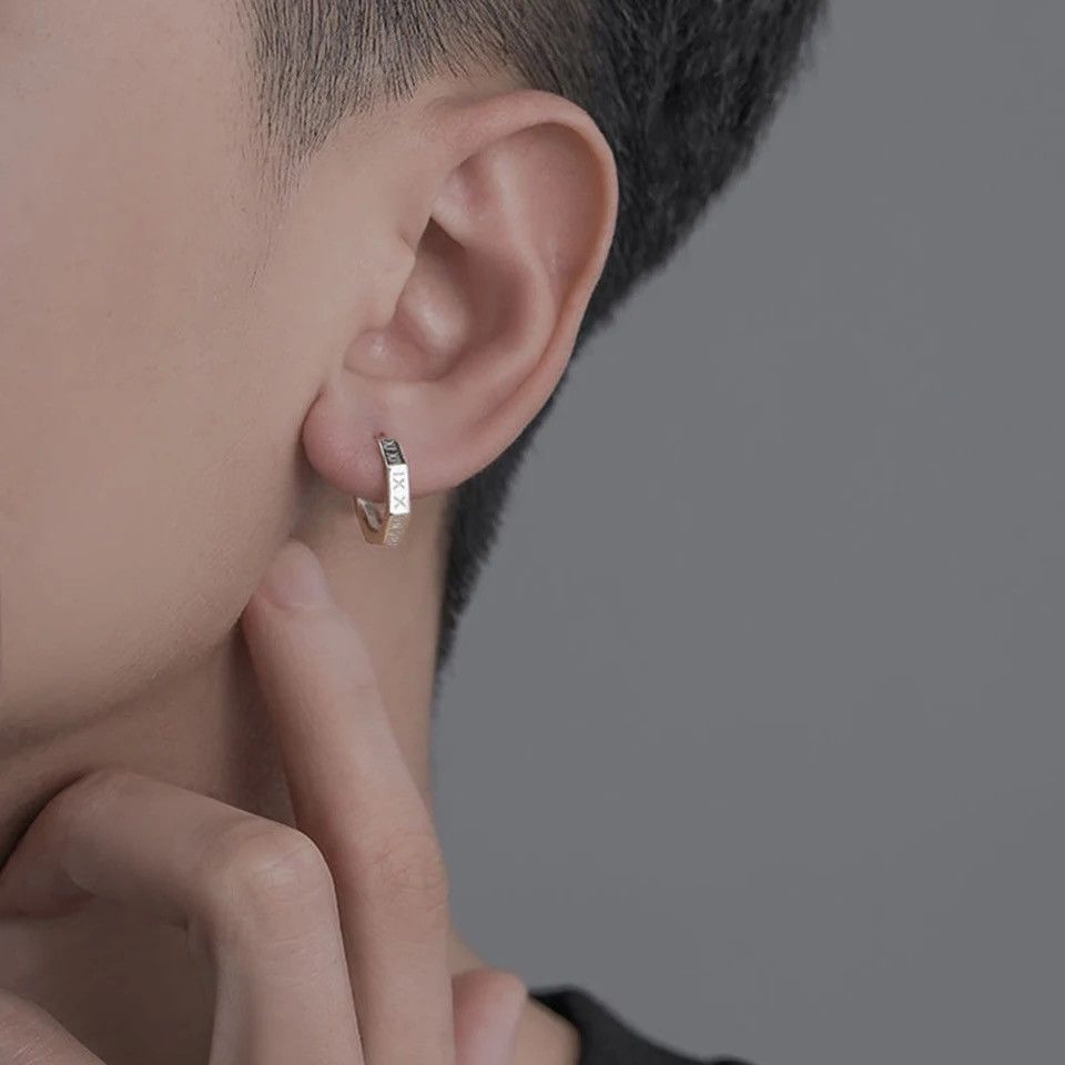 Jewelry × Vintage Korean Roman Numerals Stud Earrings Size ONE SIZE - 2 Thumbnail