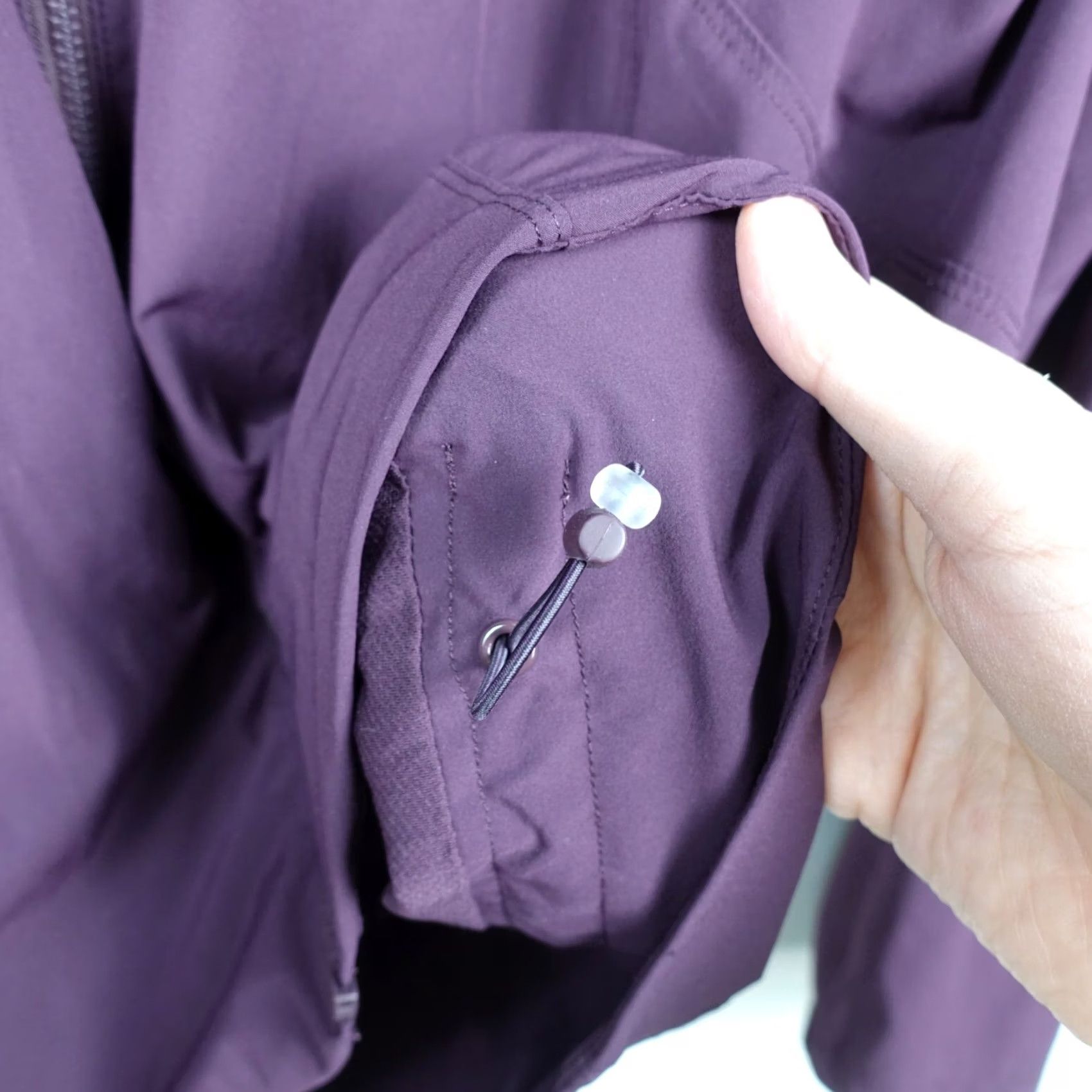 Lululemon Lululemon Womens Purple Full Zip Hoodie Nylon Jacket Activewear Size 6 Hoodie Womens Purple 6 Athletic Stretch Exterior Logo Size M / US 6-8 / IT 42-44 - 6 Thumbnail