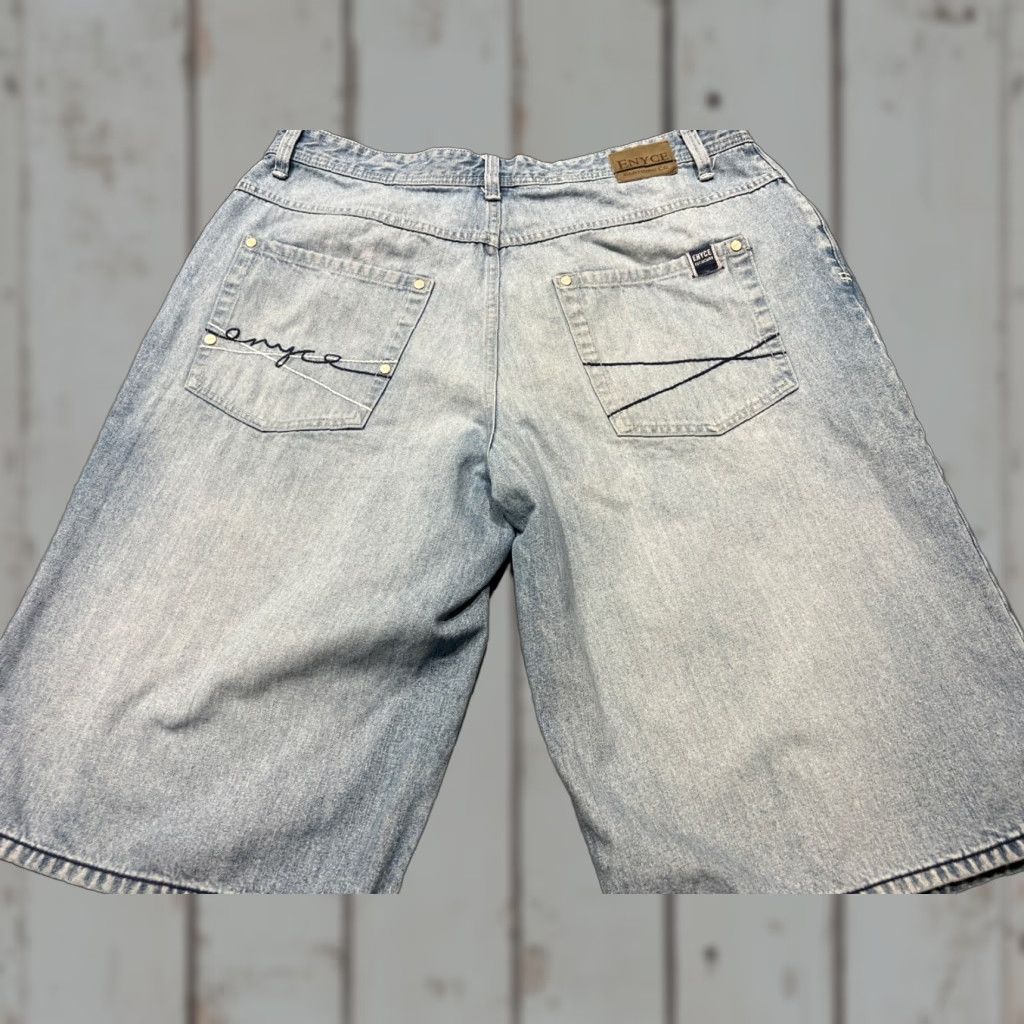 Enyce VINTAGE Enyce Bermuda Jeans Shorts Men 38 Blue Denim Embroidered Graffiti Baggy Jorts 90s Grunge Hip Hop Mens Size US 38 / EU 54 - 1 Thumbnail