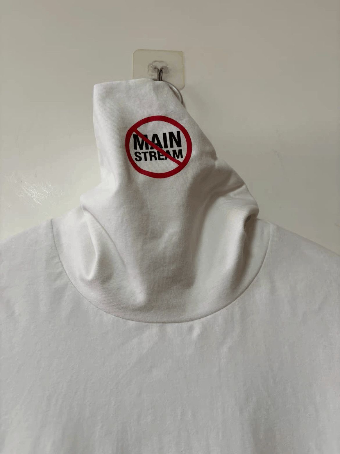 Other Vetements Vetements No Main Stream Hi-neck Sweatshirt-2506 Size US L / EU 52-54 / 3 - 3 Thumbnail