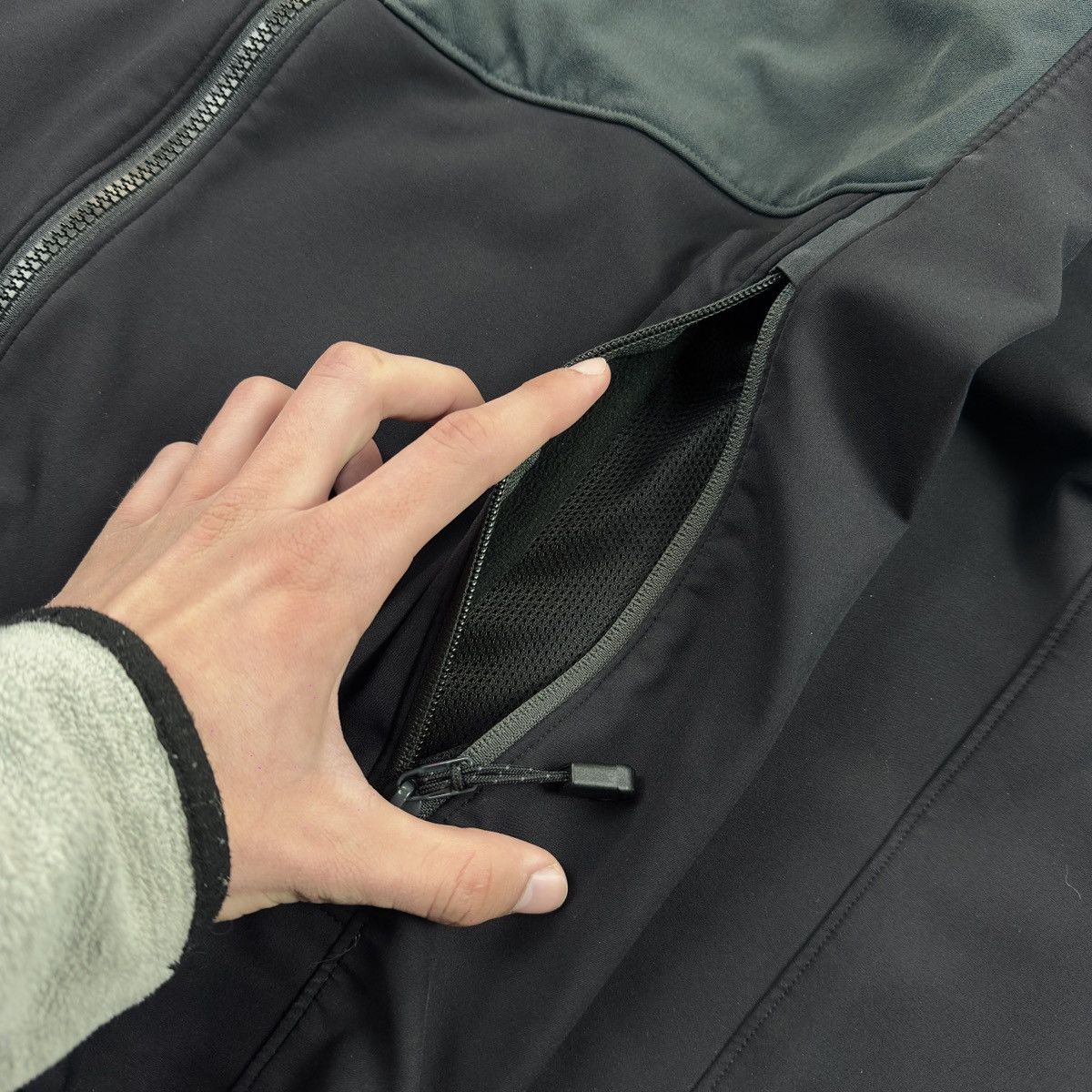 Arc'teryx Vintage Arcteryx Gamma MX Polartec SoftShell Jacket Black Size US M / EU 48-50 / 2 - 7 Thumbnail