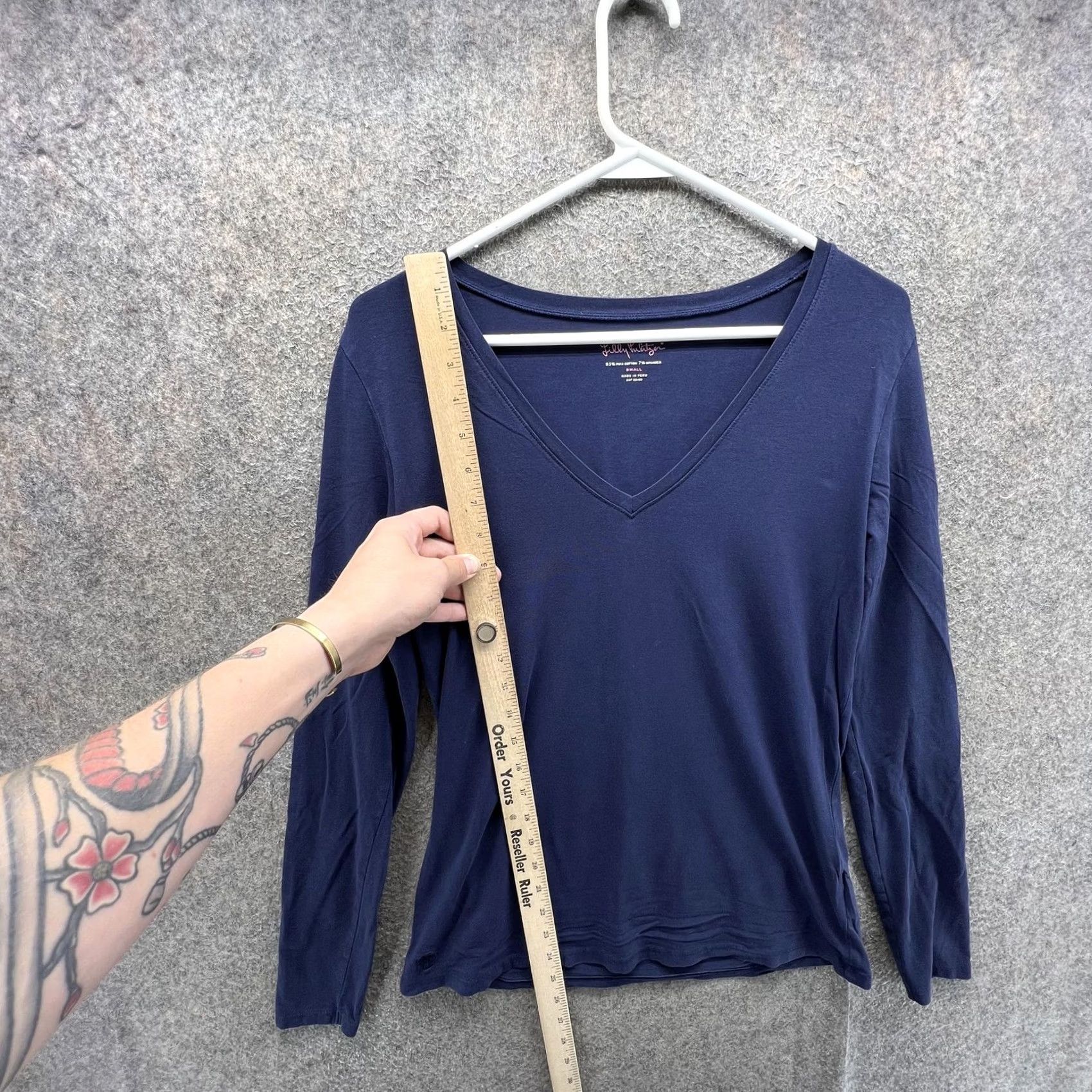 Lilly Pulitzer Lilly Pulitzer Shirt Womens Small Blue Pima Cotton V Neck Long Sleeve Tee Top Size S / US 4 / IT 40 - 6 Thumbnail