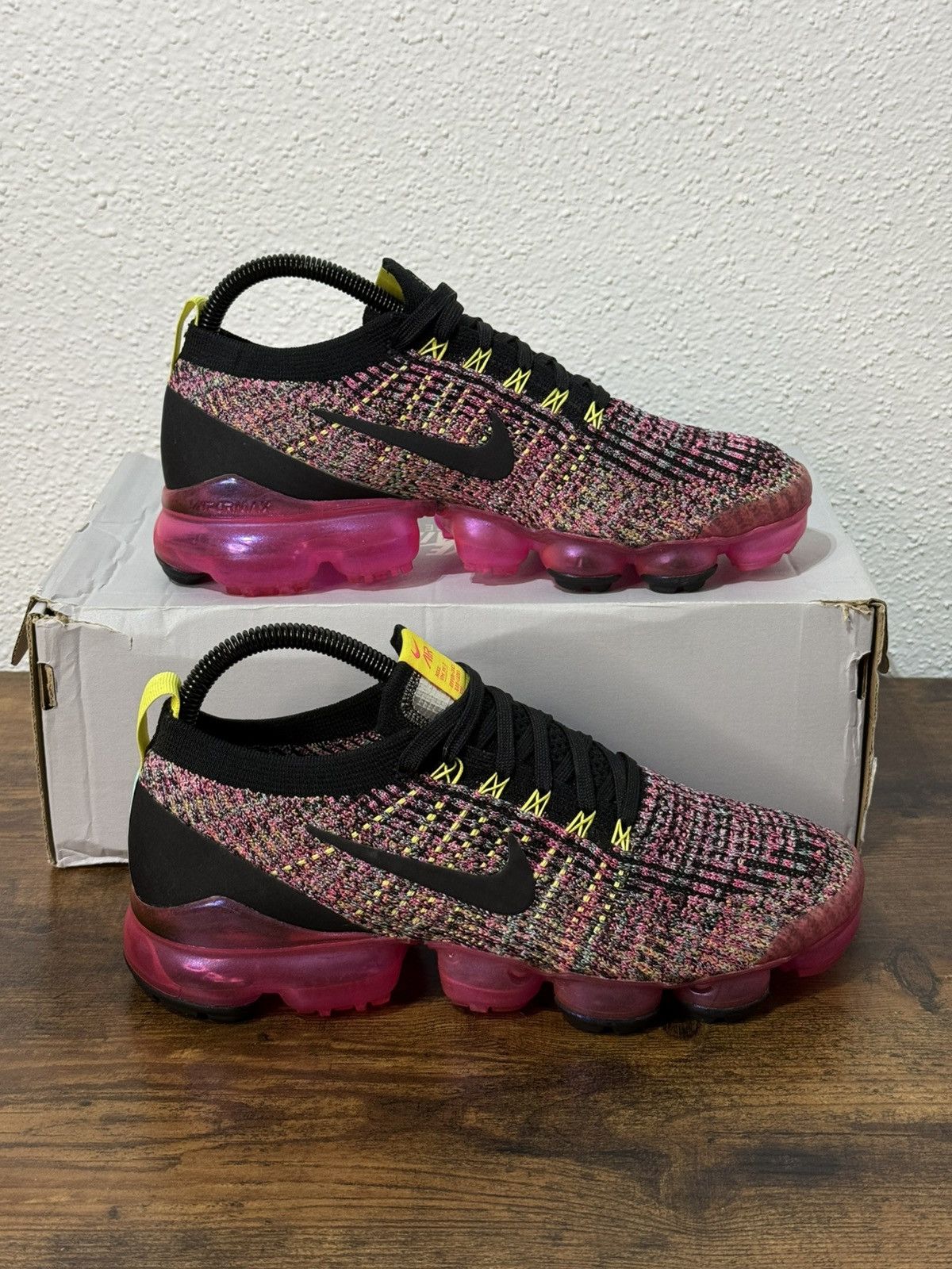 Nike Nike Air VaporMax Flyknit 3 Black Pink Blast size 8.5 No box Size US 8.5 / IT 38.5 - 5 Thumbnail