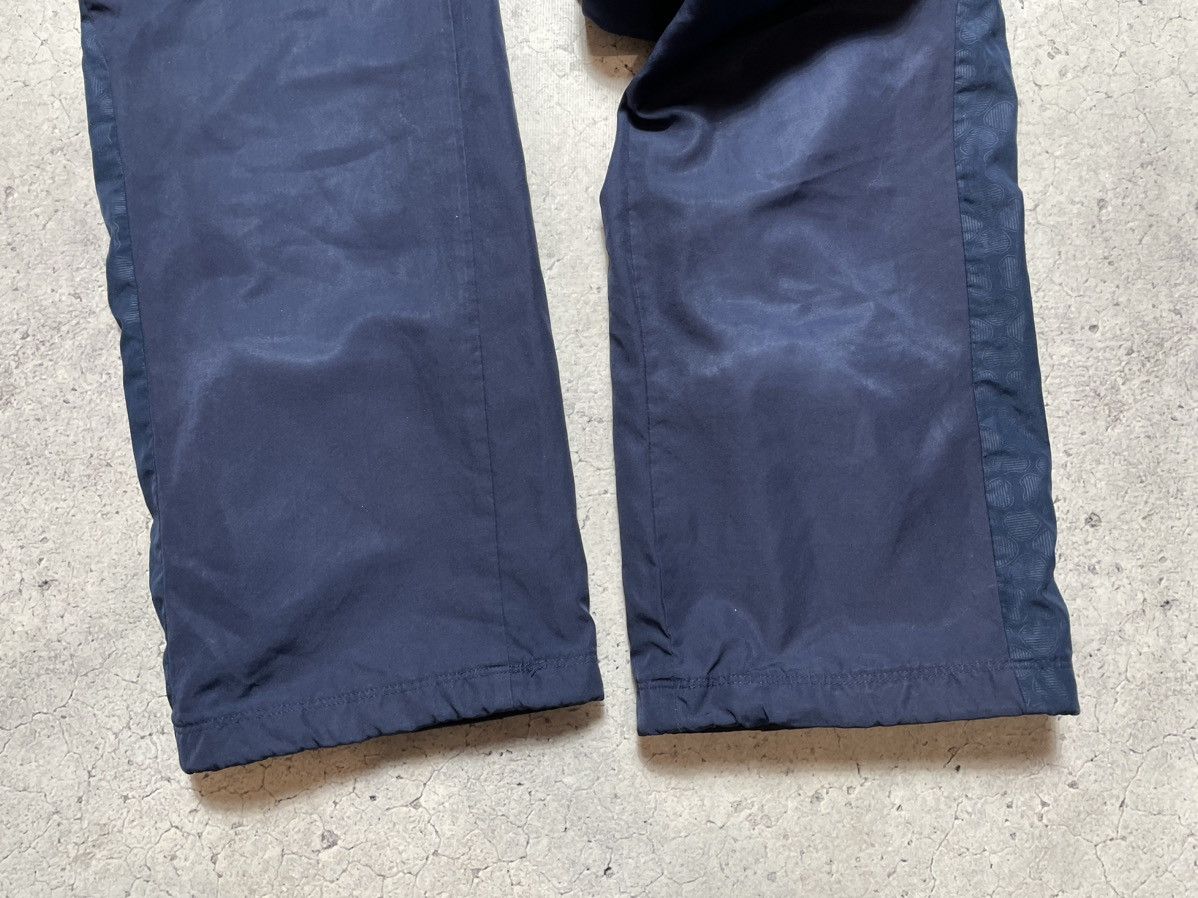 Nike Vintage Nike Track Pants Nylon Drill Y2K style Swoosh Size US 30 / EU 46 - 12 Thumbnail