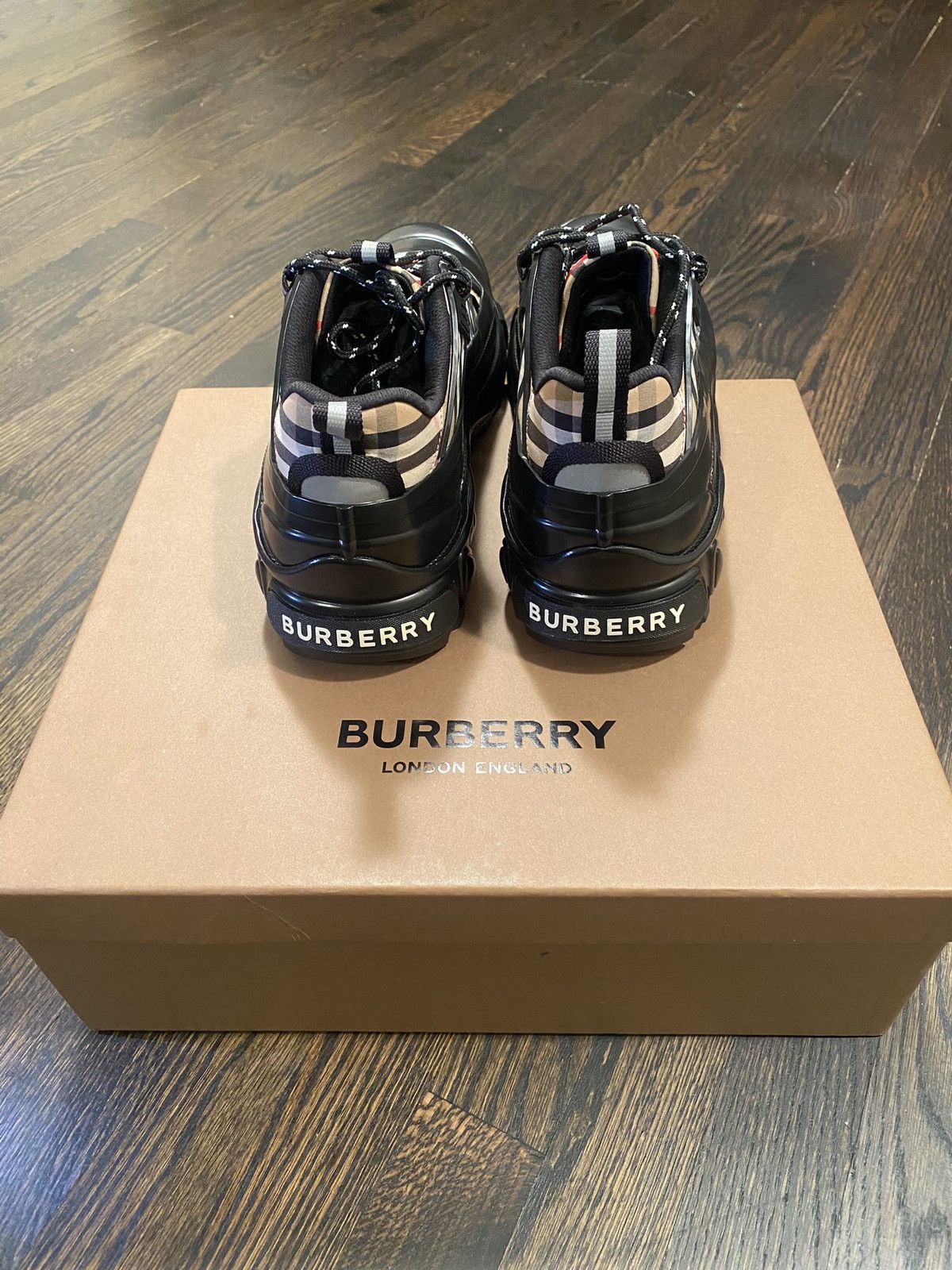 Burberry Burberry Arthur sneaker Size US 12 / EU 45 - 3 Thumbnail