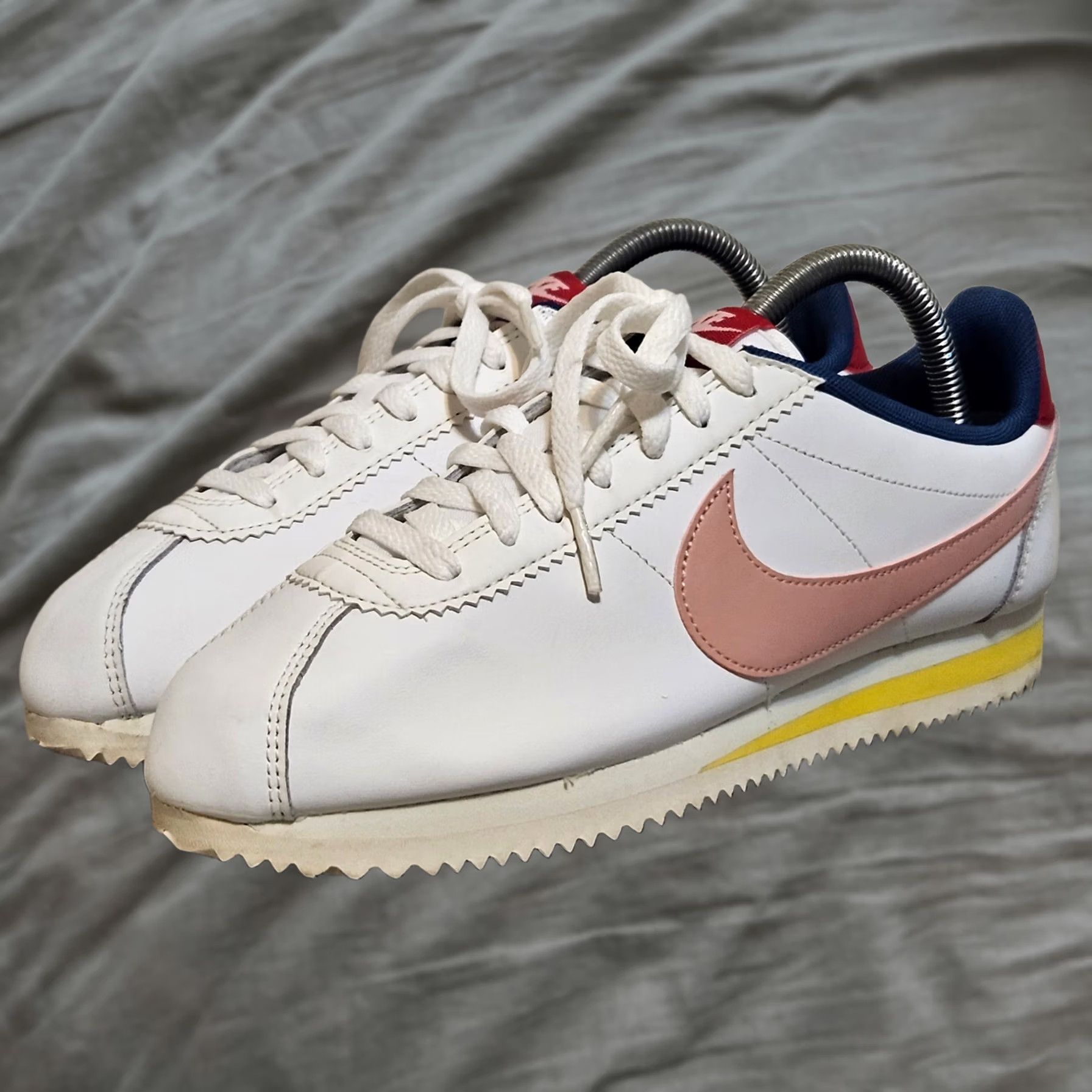 Nike Nike Women's Coral Stardust Size 9 807471-114 Excellent Condition Size US 9 / IT 39 - 1 Thumbnail