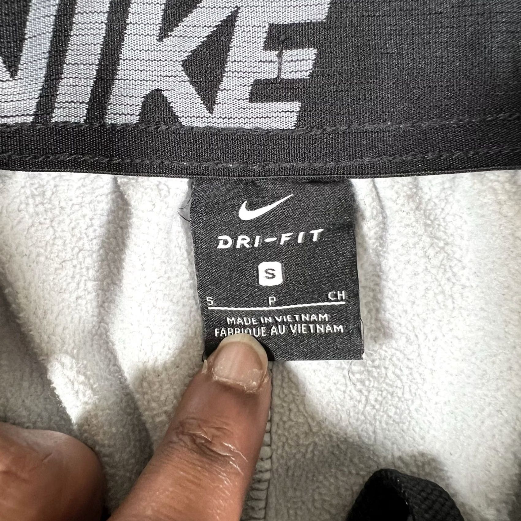 Nike VINTAGE Nike Therma Sweatpants Men L Gray Fleece Athleticwear Straight Leg Mens XS? Size US 29 - 4 Thumbnail