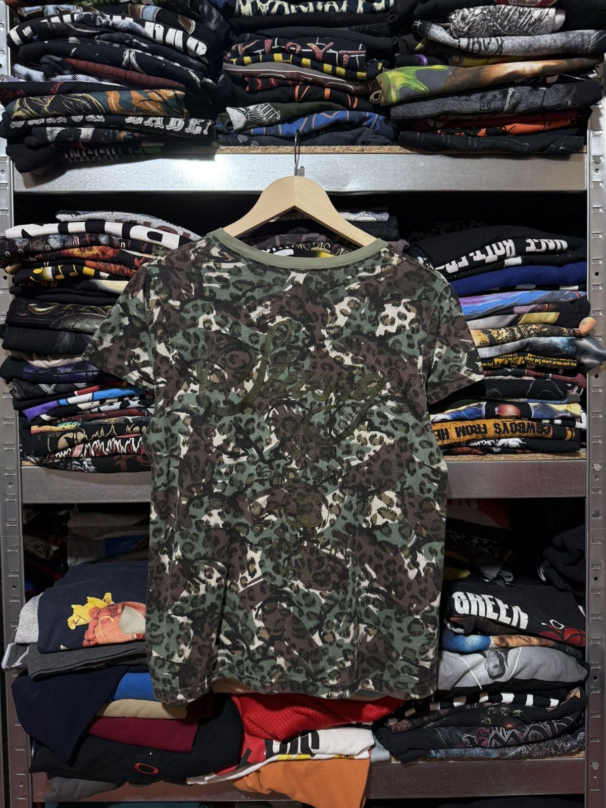 Stussy Rare Stussy Camouflage Skate Gang T-Shirt Y2K Hype Size S / US 4 / IT 40 - 2 Thumbnail