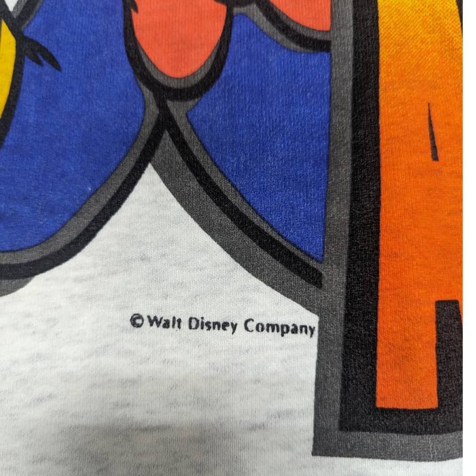 Disney × Vintage Vintage Donald Duck Walts Disney Chest 21 inch Size US M / EU 48-50 / 2 - 3 Thumbnail