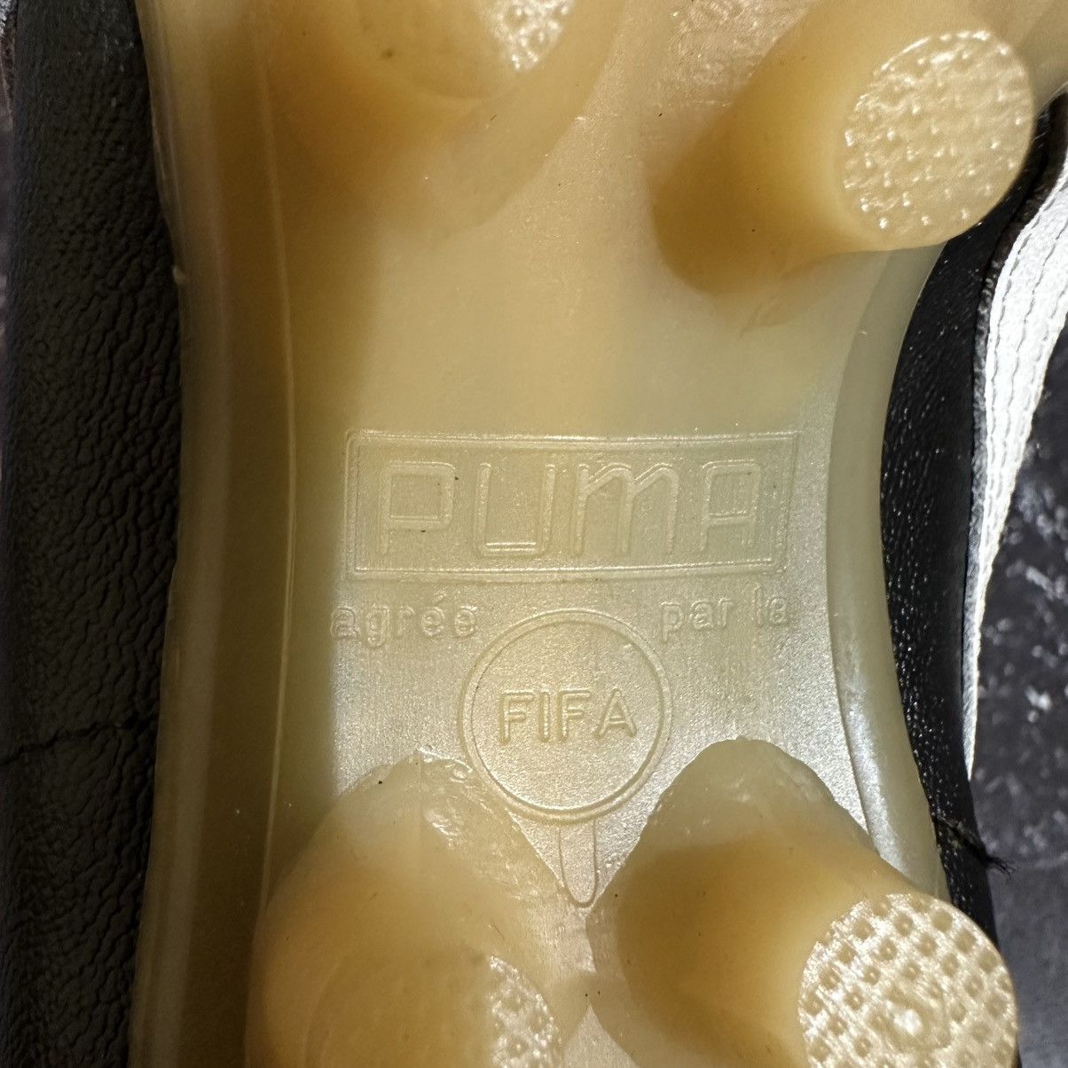 Puma Vintage Puma Leon Soccer Cleats Men’s Leather Size 6 Size US 6 / EU 39 - 8 Thumbnail