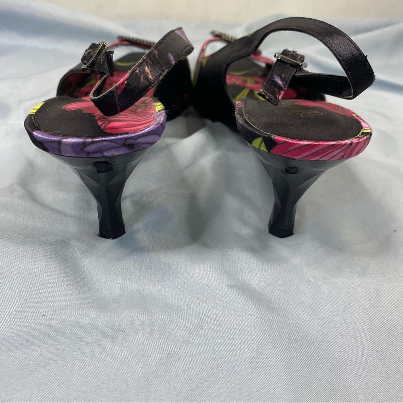 Other J. Renee classic floral satin slingback sandal Size 10 Size US 10 / IT 40 - 7 Thumbnail