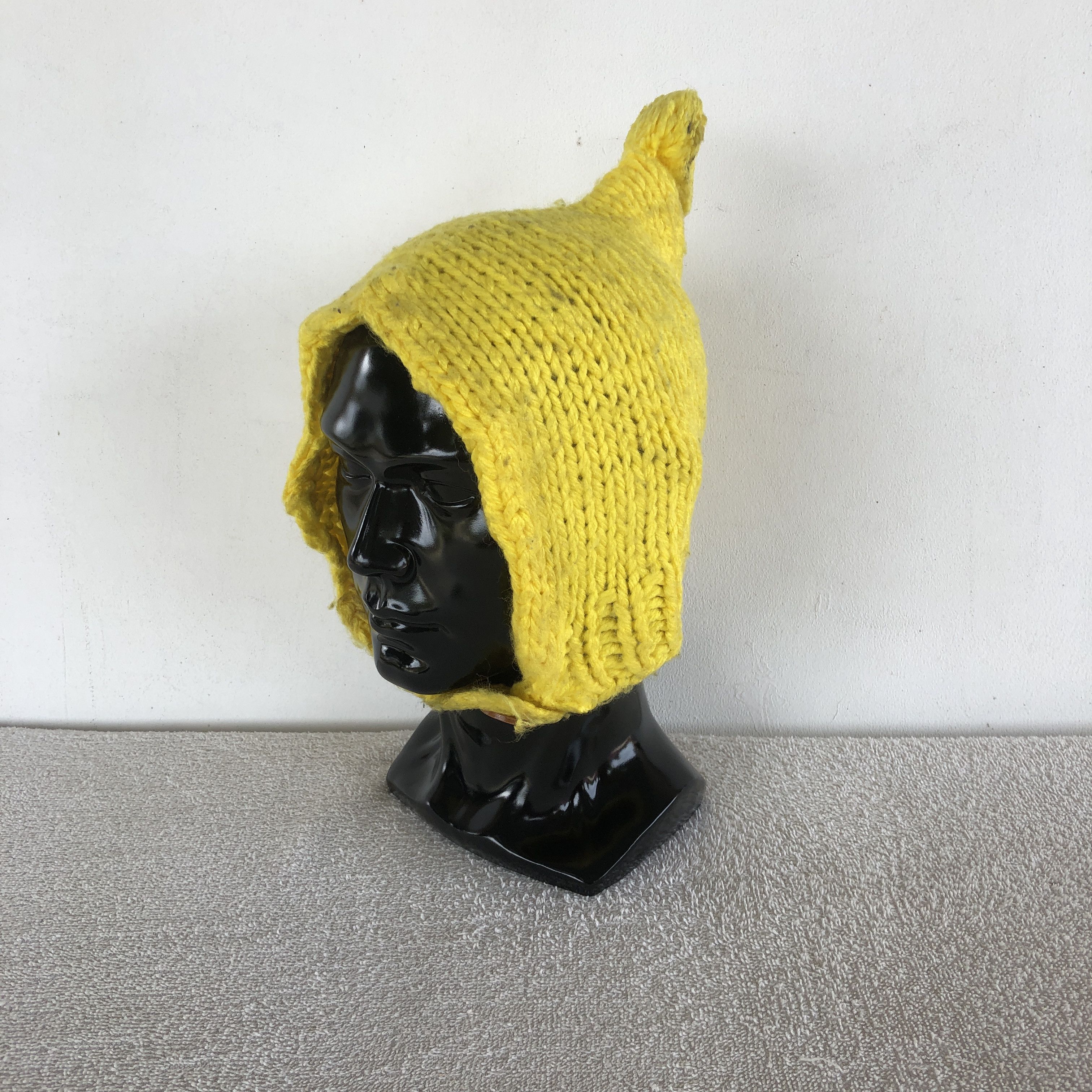 Rare Vintage 80s Cable Knit Beanie Snow Horn Caps Hats