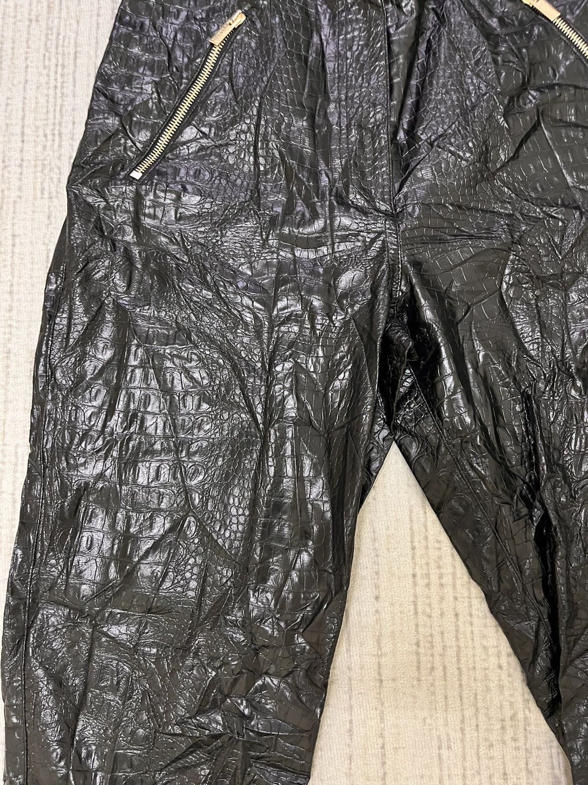 Alviero Martini × Leather × Vintage Leather punk style alviero martini pant Size 25" / US 0 / IT 36 - 6 Thumbnail
