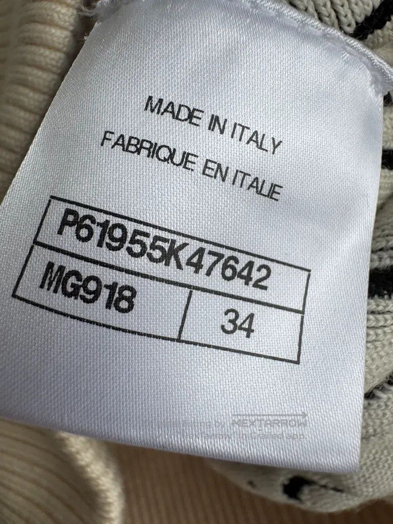 Chanel Chanel 19B black and white letter relief printed zipper kn Size XXS / US 00 / IT 34 - 8 Thumbnail