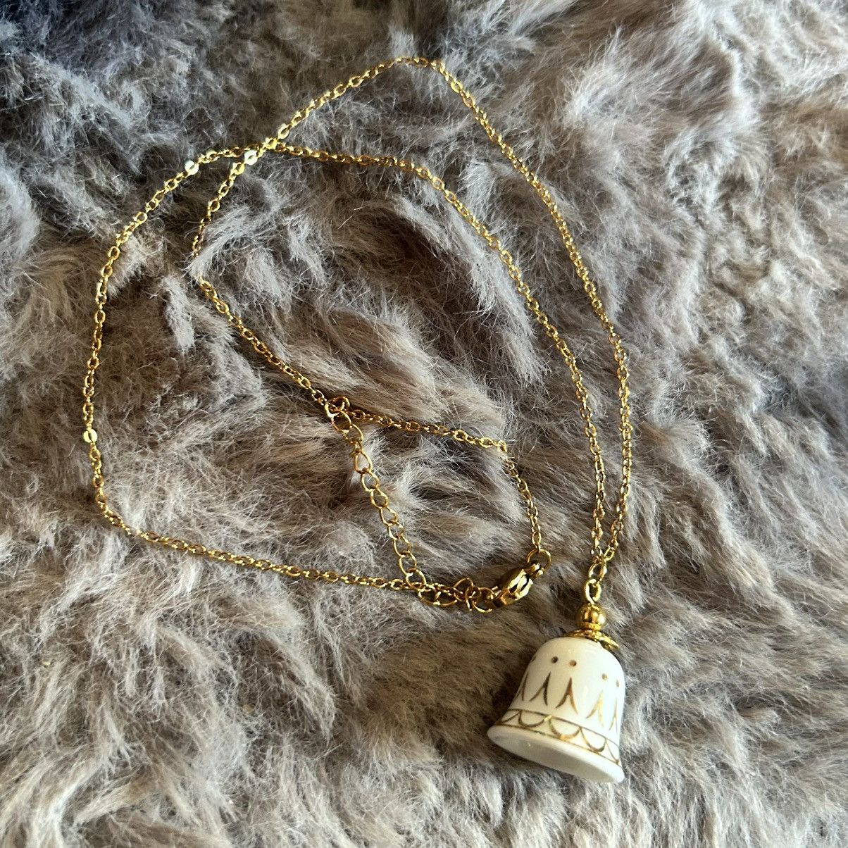 Handmade Handcrafted vintage gold painted ceramic bell necklace Size ONE SIZE - 8 Thumbnail
