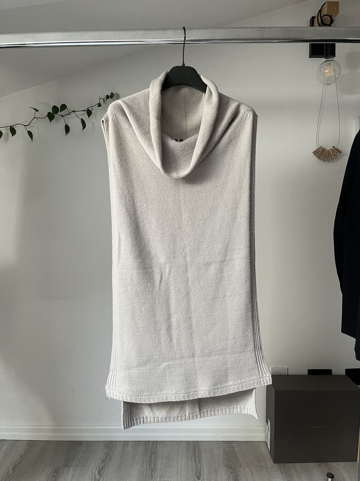 Rick Owens Rick Owens – Sleeveless Cowl Neck Knit – Mountain F/W 2012 Size US M / EU 48-50 / 2 - 1 Thumbnail