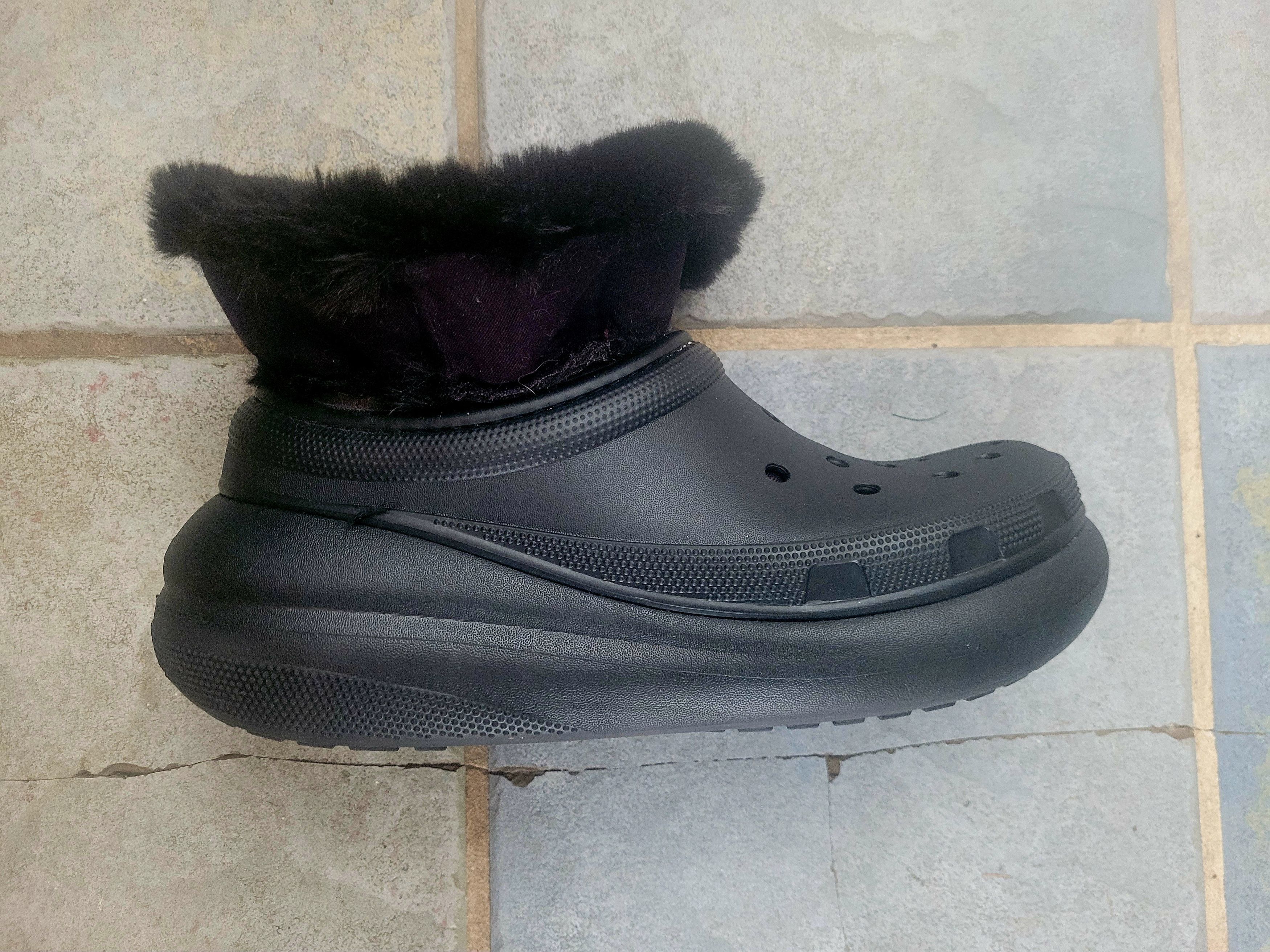 Crocs Fur Lined Croc Crush Size US 11 / EU 44 - 9 Thumbnail