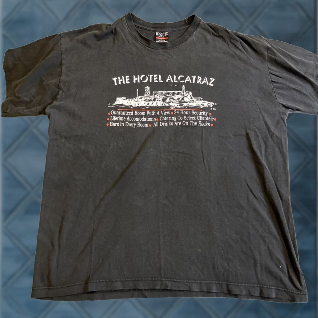 Vintage VINTAGE Hoss Tee The Hotel Alcatraz Graphic T Shirt Large Black Men's Size US L / EU 52-54 / 3 - 1 Thumbnail