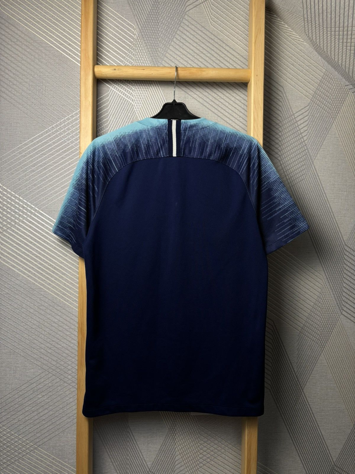 Nike Nike Tottenham Hotspur 2018 2019 Away Football Jersey Size US M / EU 48-50 / 2 - 2 Thumbnail