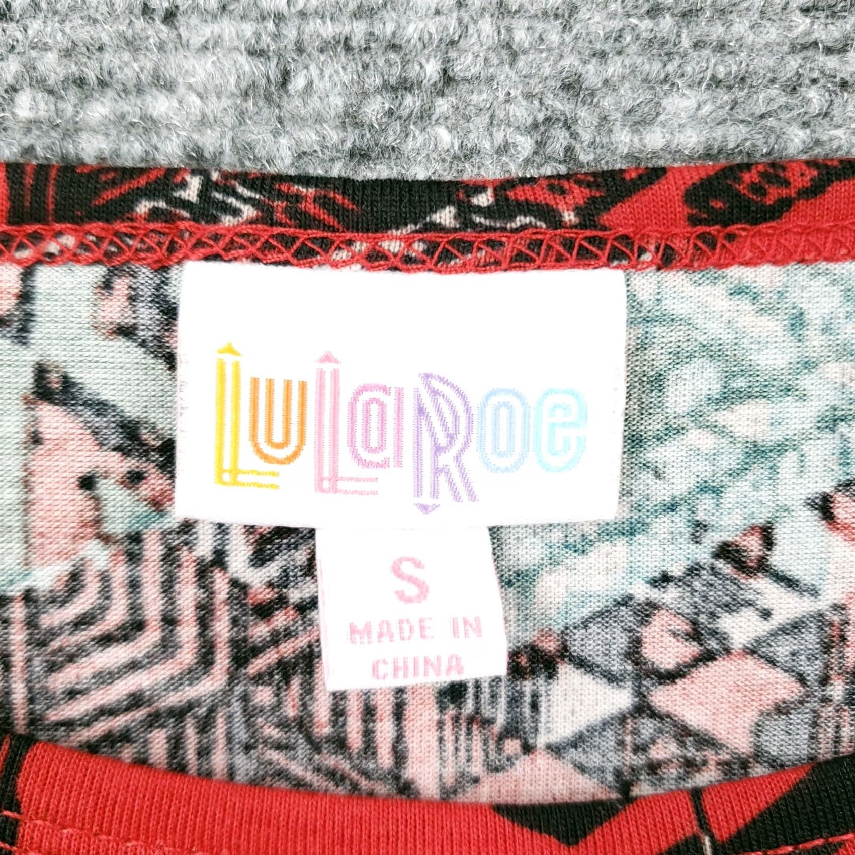 Vintage LuLaRoe Shirt Womens S Red Irma Simply Comfortable Tunic Floral Low Size S / US 4 / IT 40 - 3 Thumbnail