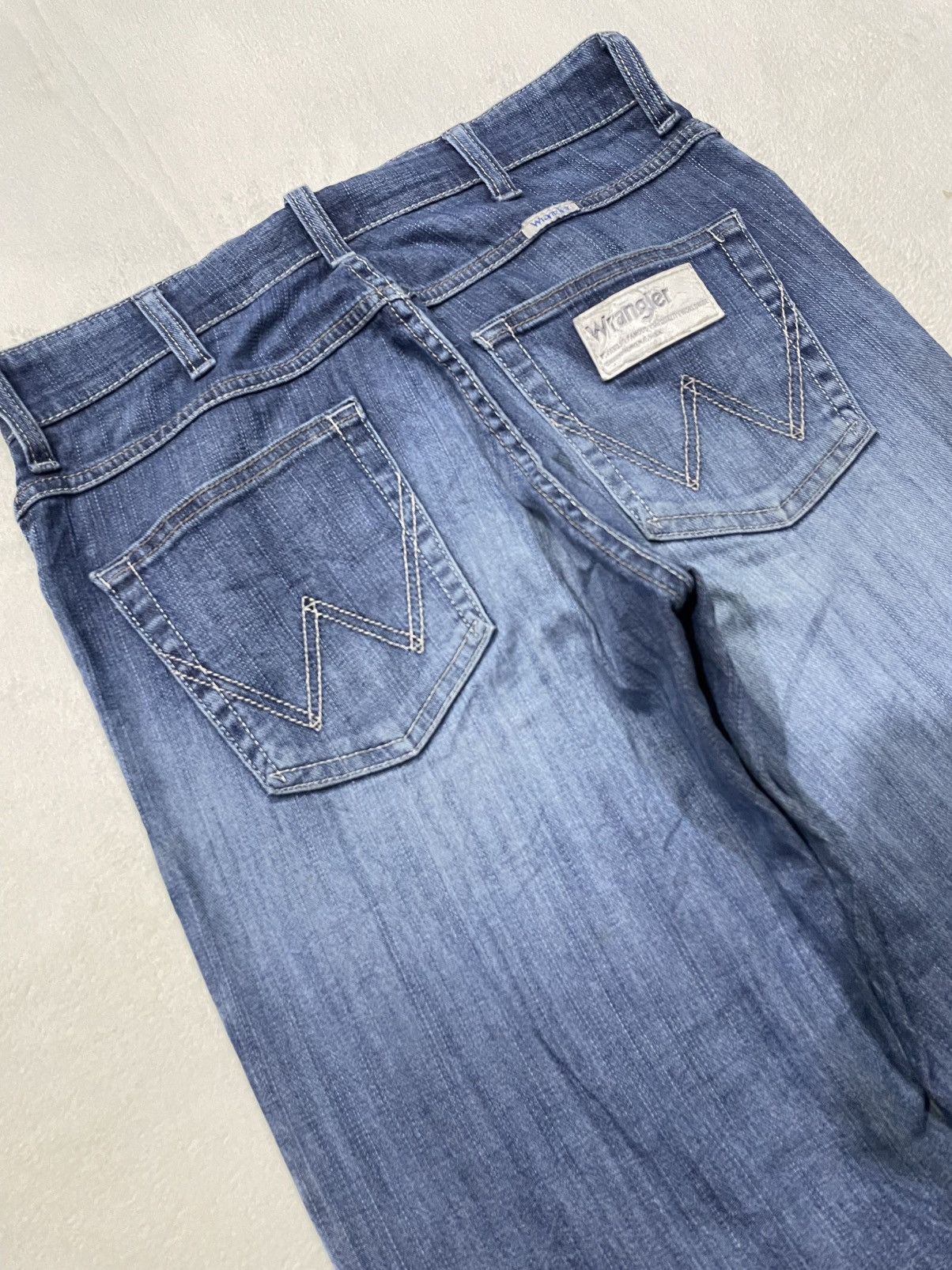 Wrangler Vintage Wrangler Distress Faded Denim Jeans Size US 32 / EU 48 - 15 Thumbnail