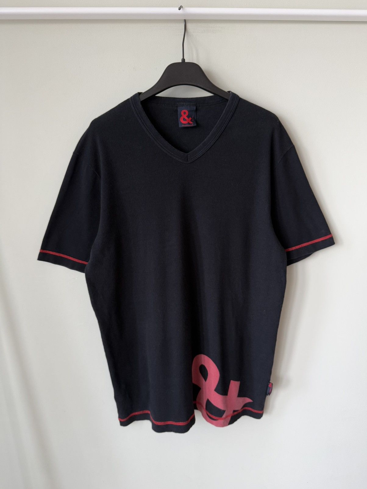 【新品】D&G DOLCE & GABBANA VネックTシャツ Lサイズ Dolce & Gabbana Vネック Tシャツ 通販 - FARFETCH