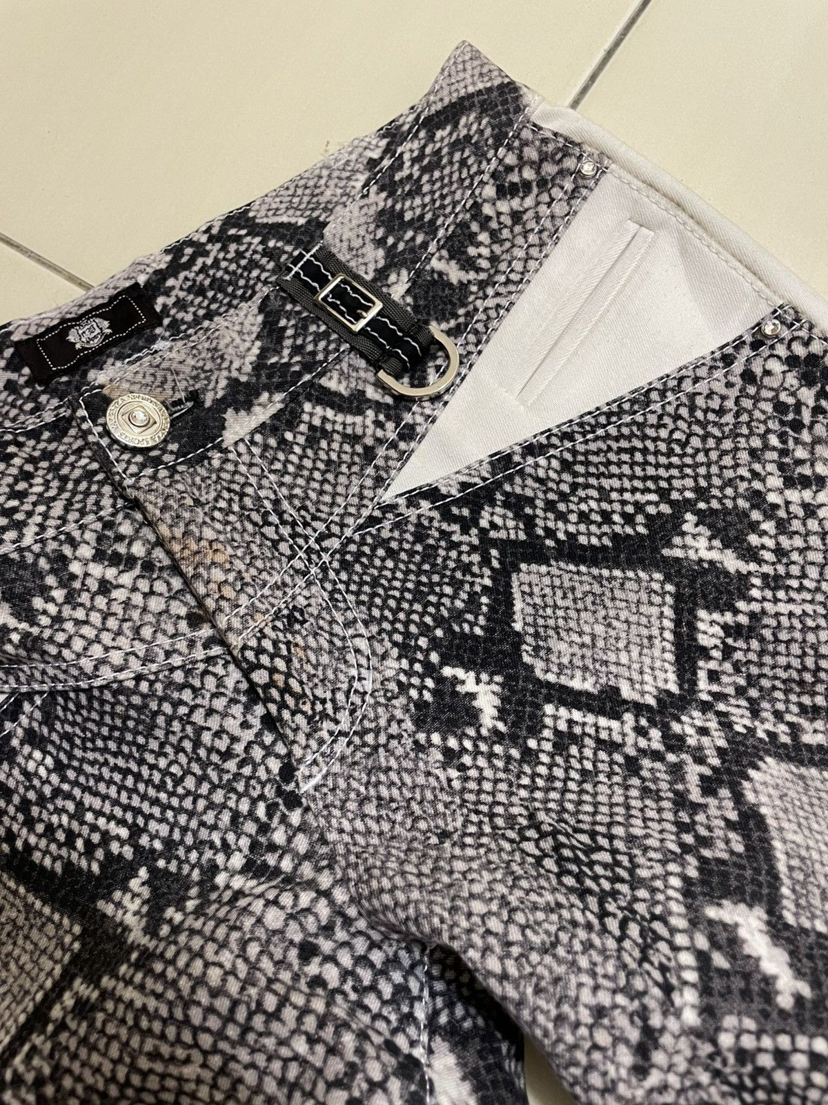 Japanese Brand Valenza Sport Snakeskin Print Bootcut Pants Size 26" / US 2 / IT 38 - 4 Thumbnail