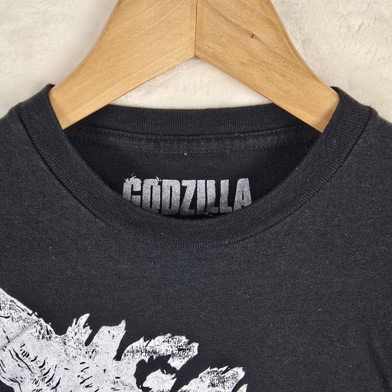Other Godzilla King Of Monsters Tail Spellout Toho Shirt Sz Medium Size US M / EU 48-50 / 2 - 4 Thumbnail