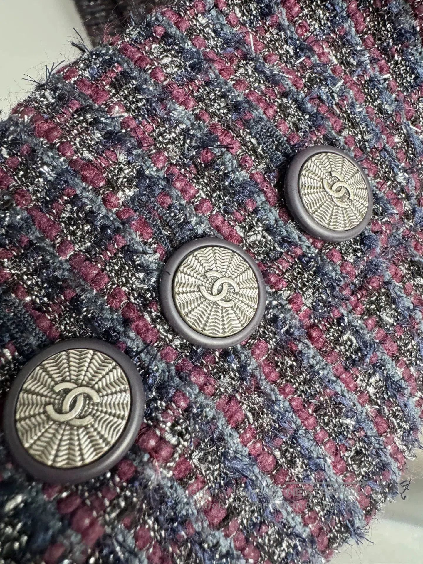 Chanel Chanel Tweed Blazer. Size XS / US 0-2 / IT 36-38 - 5 Thumbnail