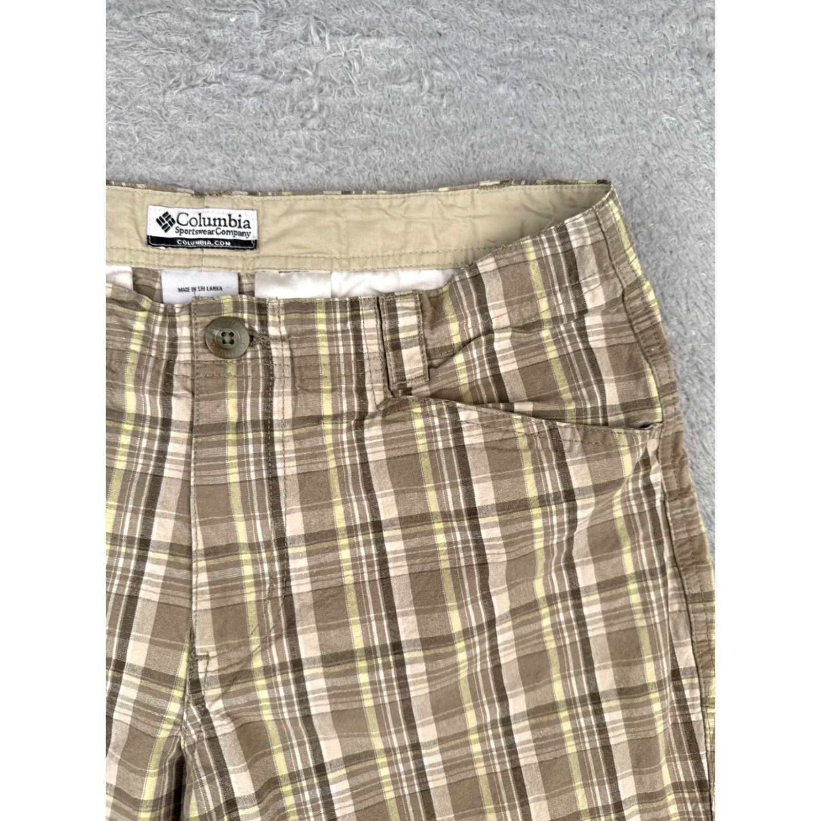 Vintage VINTAGE Columbia Shorts Womens 8 Beige Plaid Cargo 100% Cotton Hiking Casual 9" Beige Womens 8" Cargo Shorts Columbia Men? Size 30" / US 8 / IT 44 - 5 Thumbnail