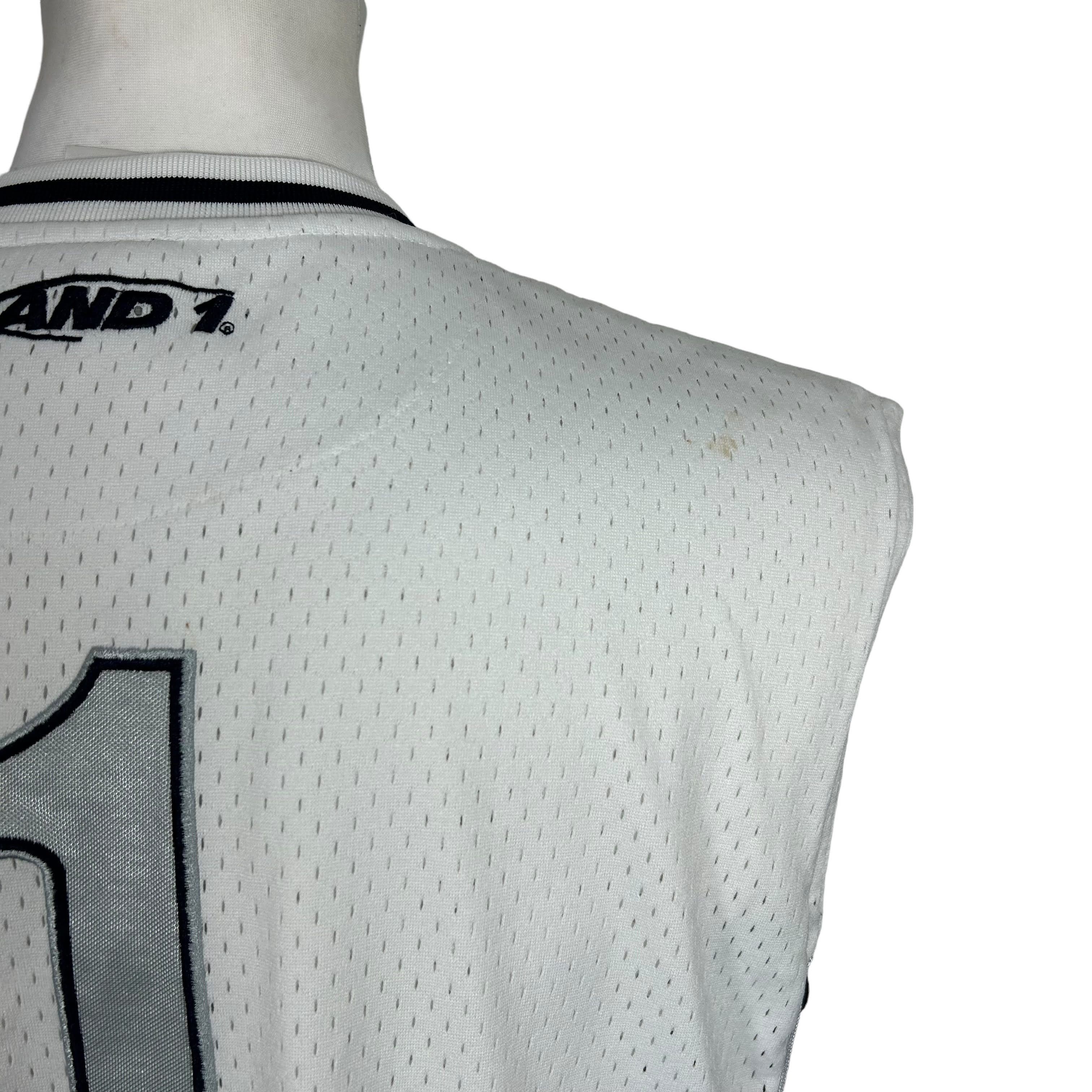 Vintage And1 And One White Polyester Mesh Basketball Jersey Youth XL Size US M / EU 48-50 / 2 - 4 Thumbnail