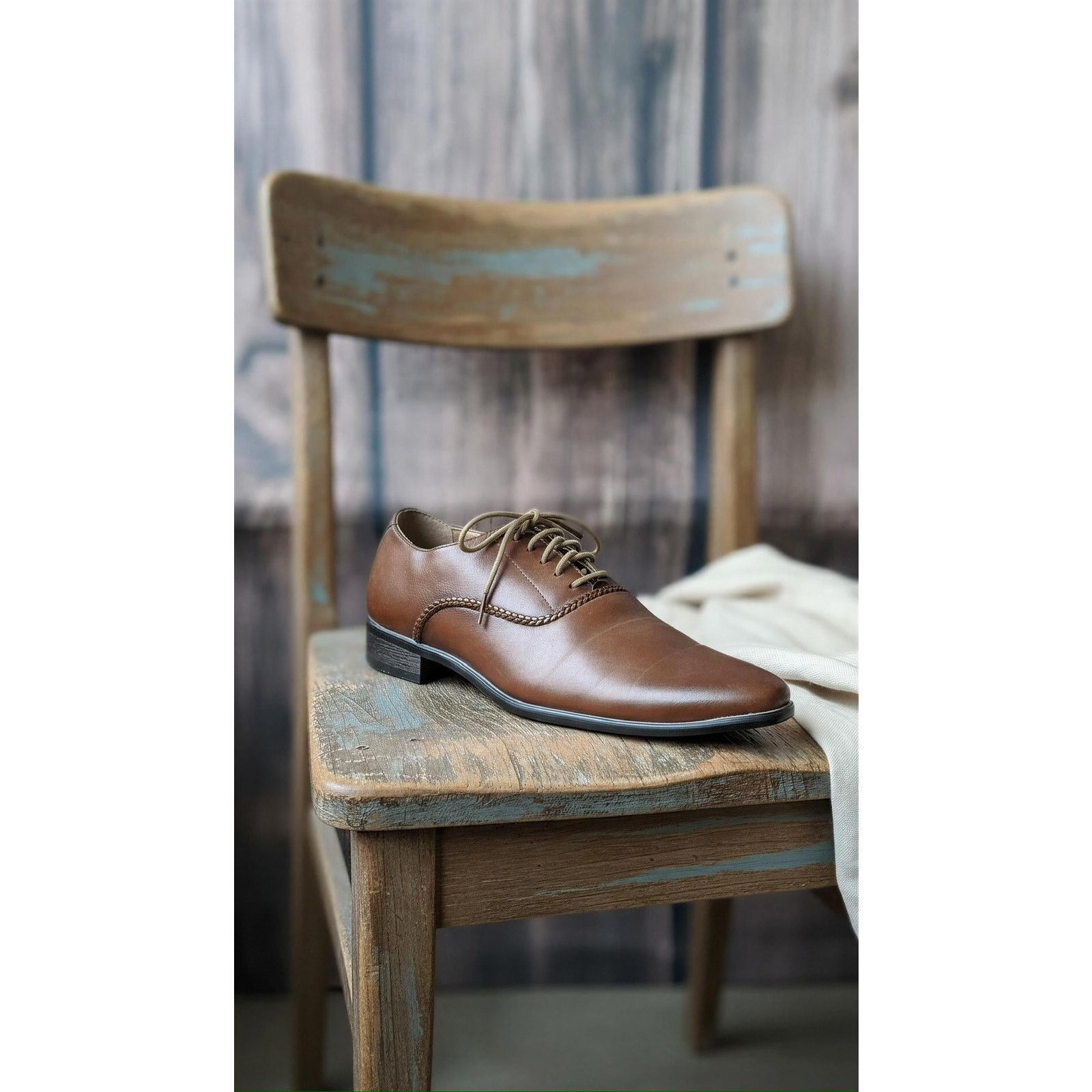 Other Men's Oxford Dress Shoes Brown Lace Up Braided Trim Almond Size US 7.5 / EU 40-41 - 1 Thumbnail