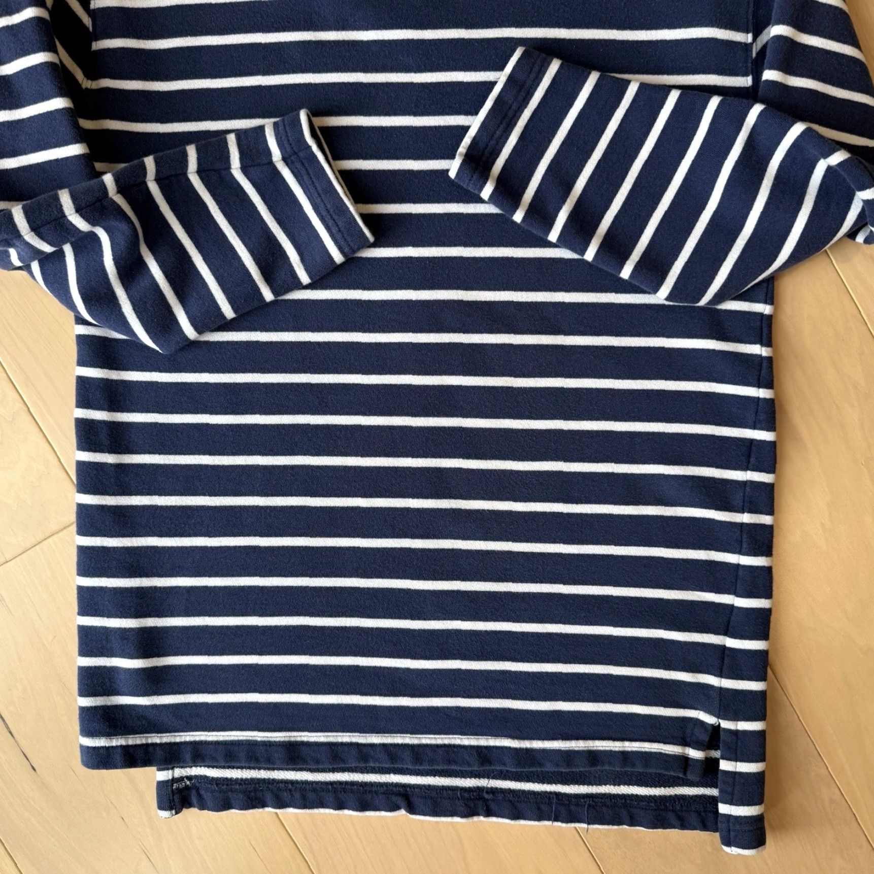 Vintage VINTAGE Polo Sport Shirt Women's Large Navy Striped Long Sleeve Made in USA Size L / US 10 / IT 46 - 5 Thumbnail