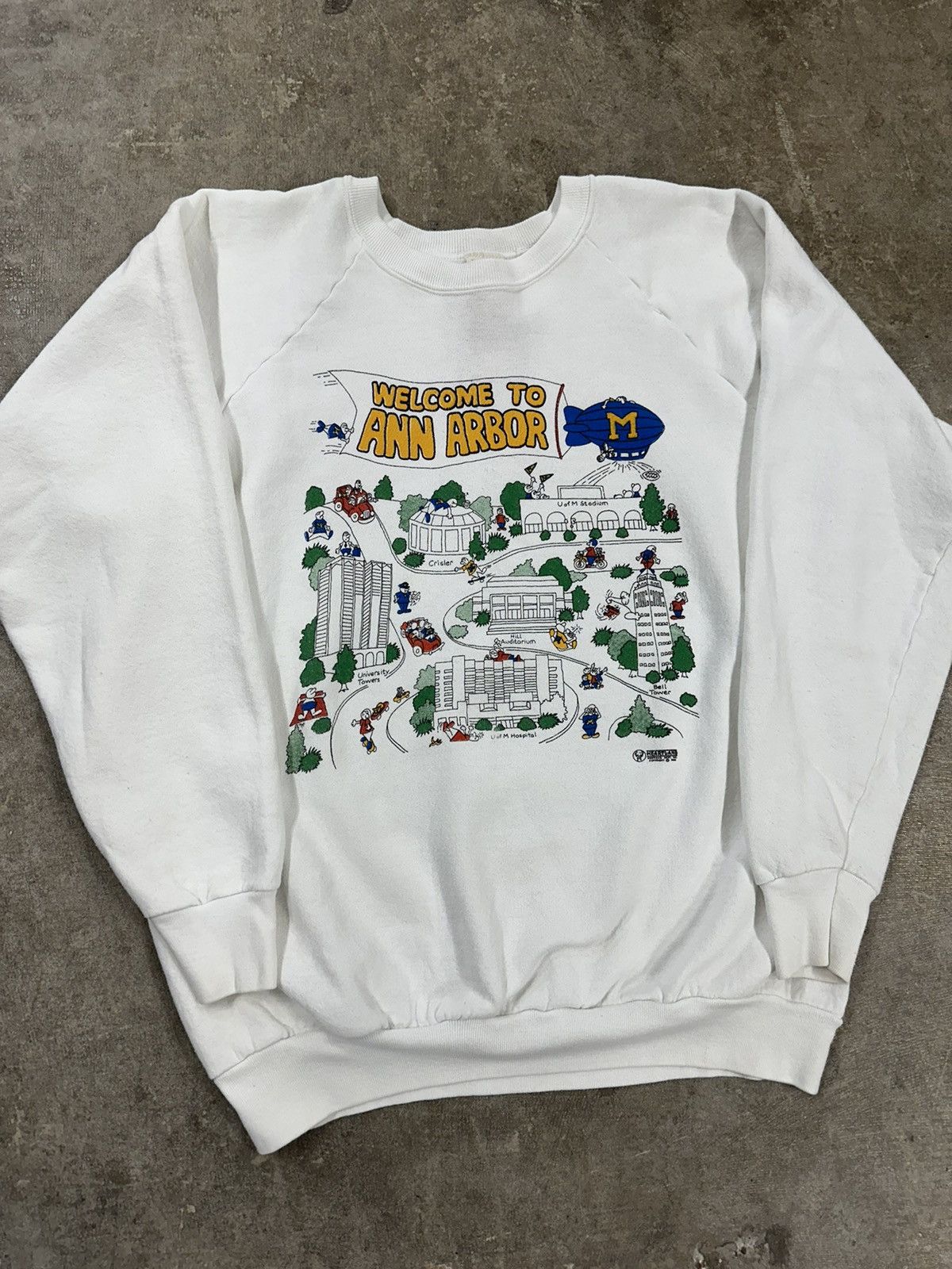 Vintage Vintage 80s Michigan Wolverines Collegiate Sweatshirt Size US L / EU 52-54 / 3 - 3 Thumbnail