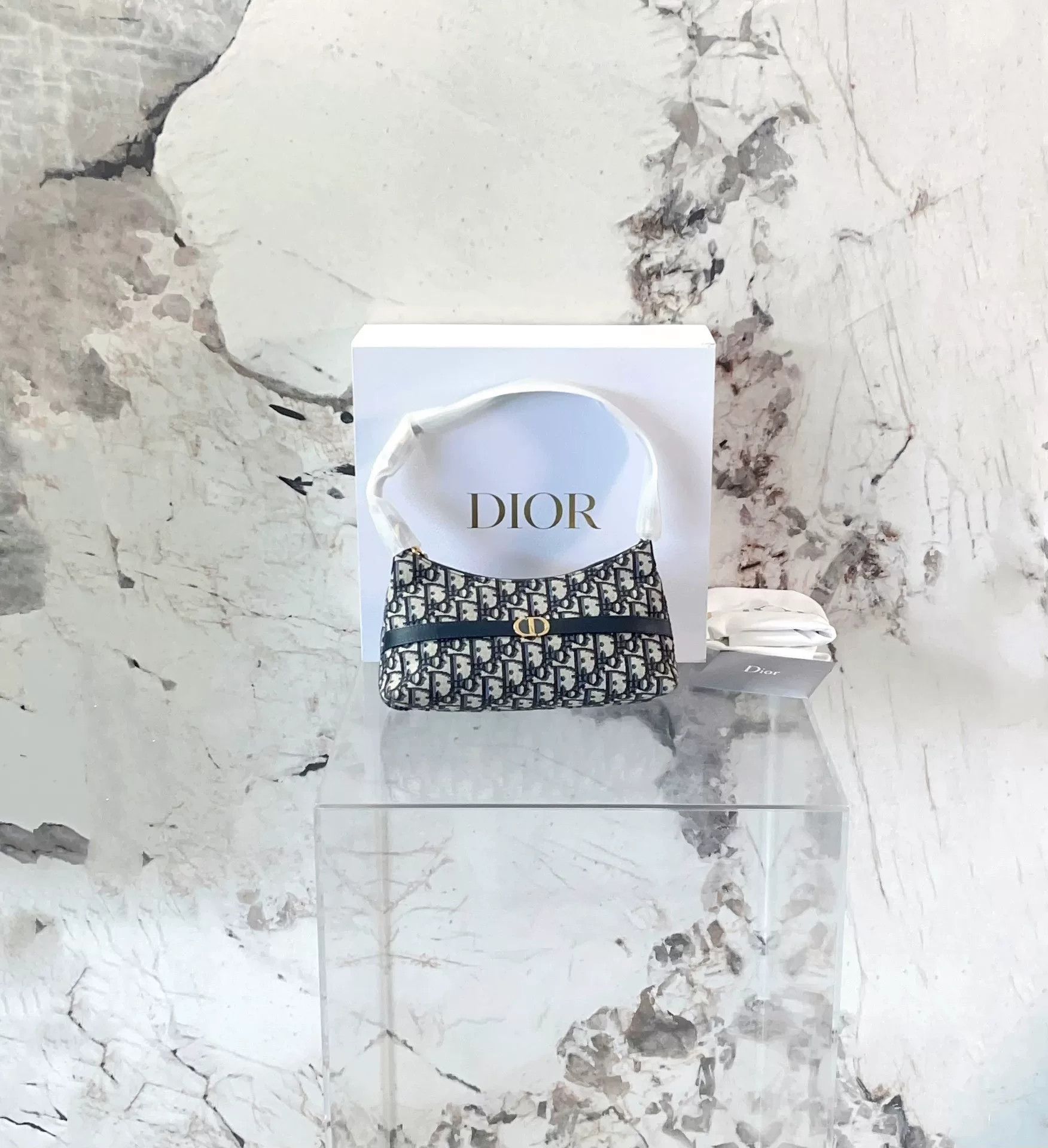 Dior Pre-loved Bag Very good condition Size ONE SIZE - 1 Thumbnail