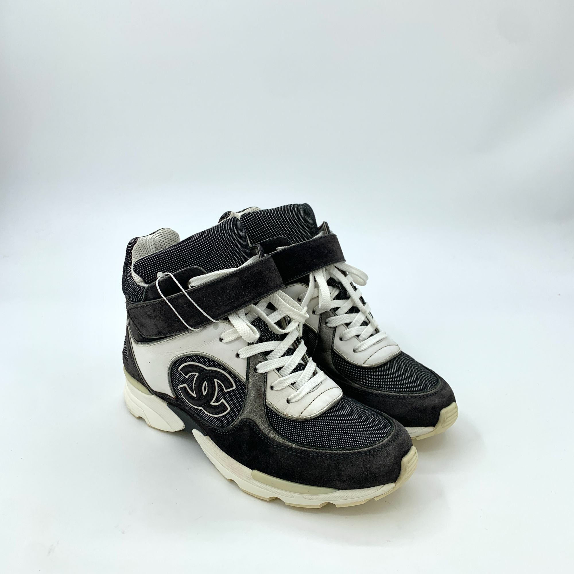 Chanel Chanel Colorblock Woven Lace-Up High-Top Sneakers (Size 36) Size US 6 / IT 36 - 8 Thumbnail