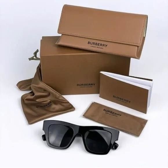 Burberry New - BURBERRY ERNEST BE4360 3993/87 Size ONE SIZE - 7 Thumbnail
