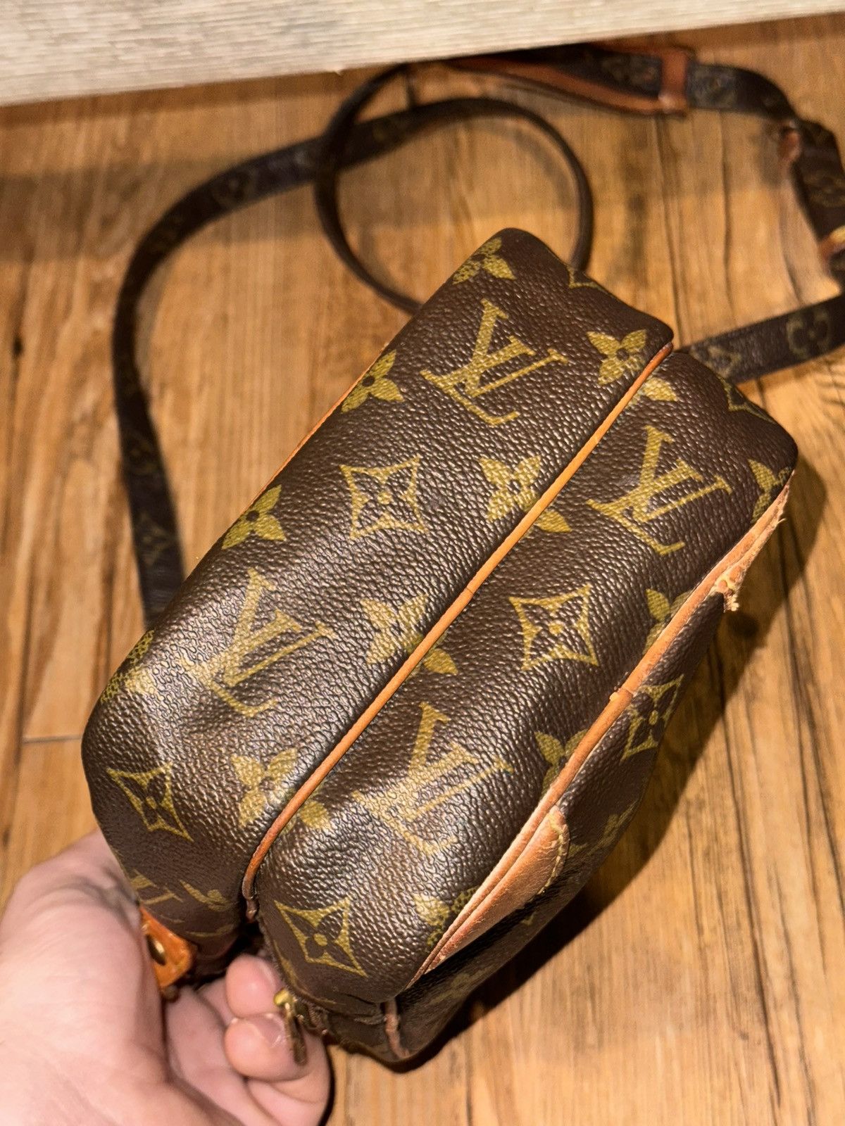 Louis Vuitton Louis Vuitton Amazon Crossbody Size ONE SIZE - 13 Thumbnail