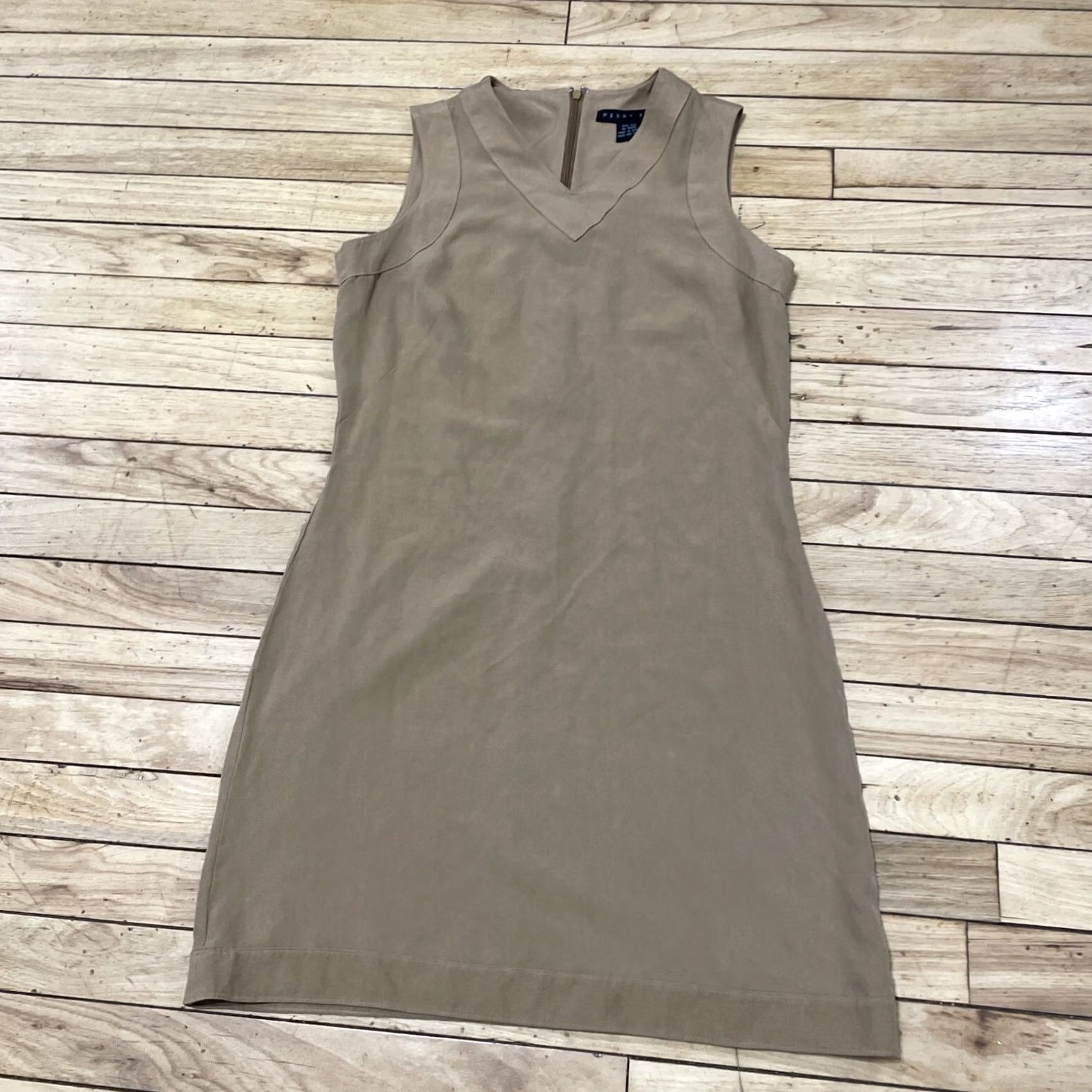 Perry Ellis Perry Ellis Silk Shift Dress Mini Sleeveless V-Neck Brown Tan 8P Office Academia Womens Size M / US 6-8 / IT 42-44 - 3 Thumbnail