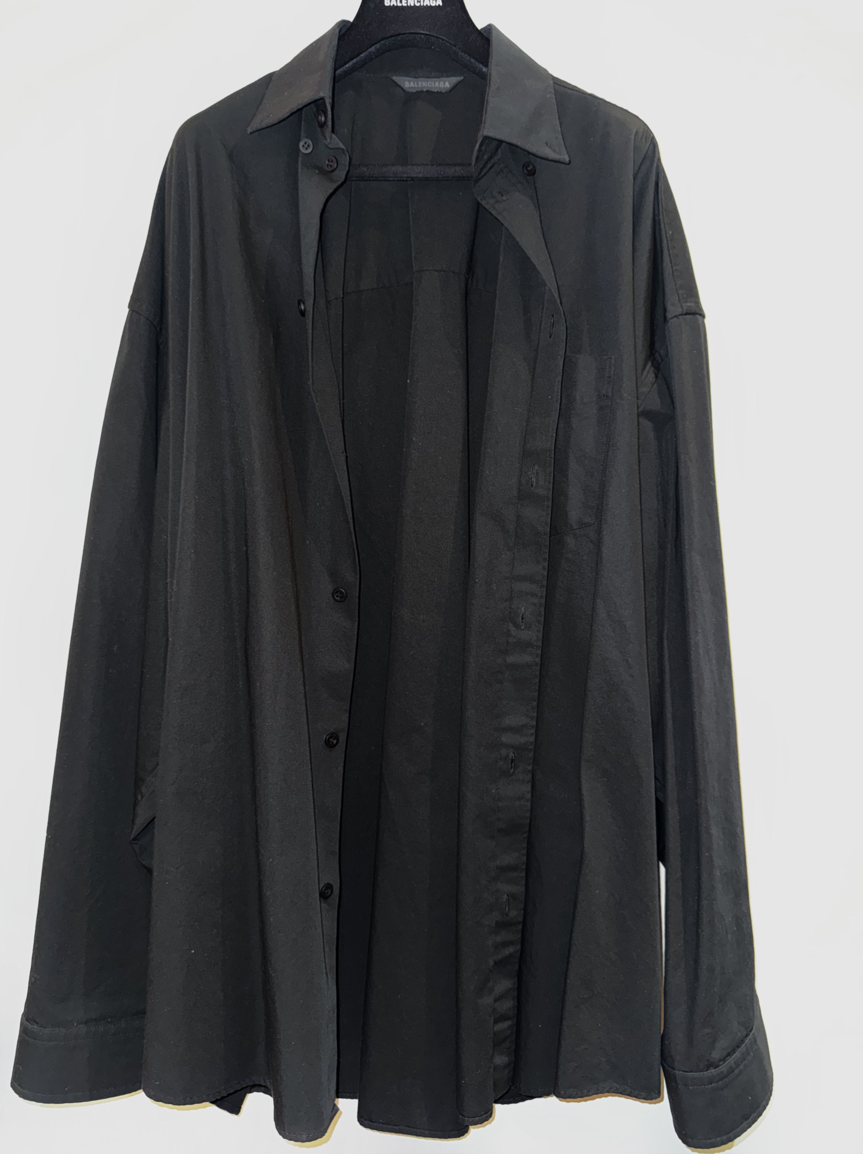 Balenciaga '360 Degree' Winter 022 oversized button down shirt Size US XL / EU 56 / 4 - 14 Thumbnail