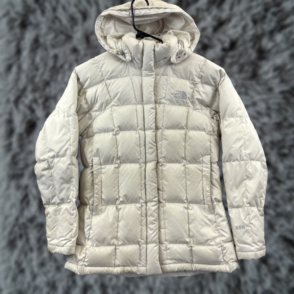 The North Face VINTAGE The North Face Puffer Jacket Womens Small Cream 600 Down Insulated Outerwear Zip Size S / US 4 / IT 40 - 1 Thumbnail