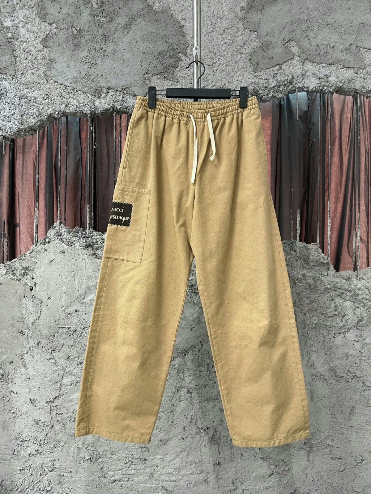Gucci Gucci Beige Casual Pants Size 44 Size US 44 / EU 60 - 1 Thumbnail