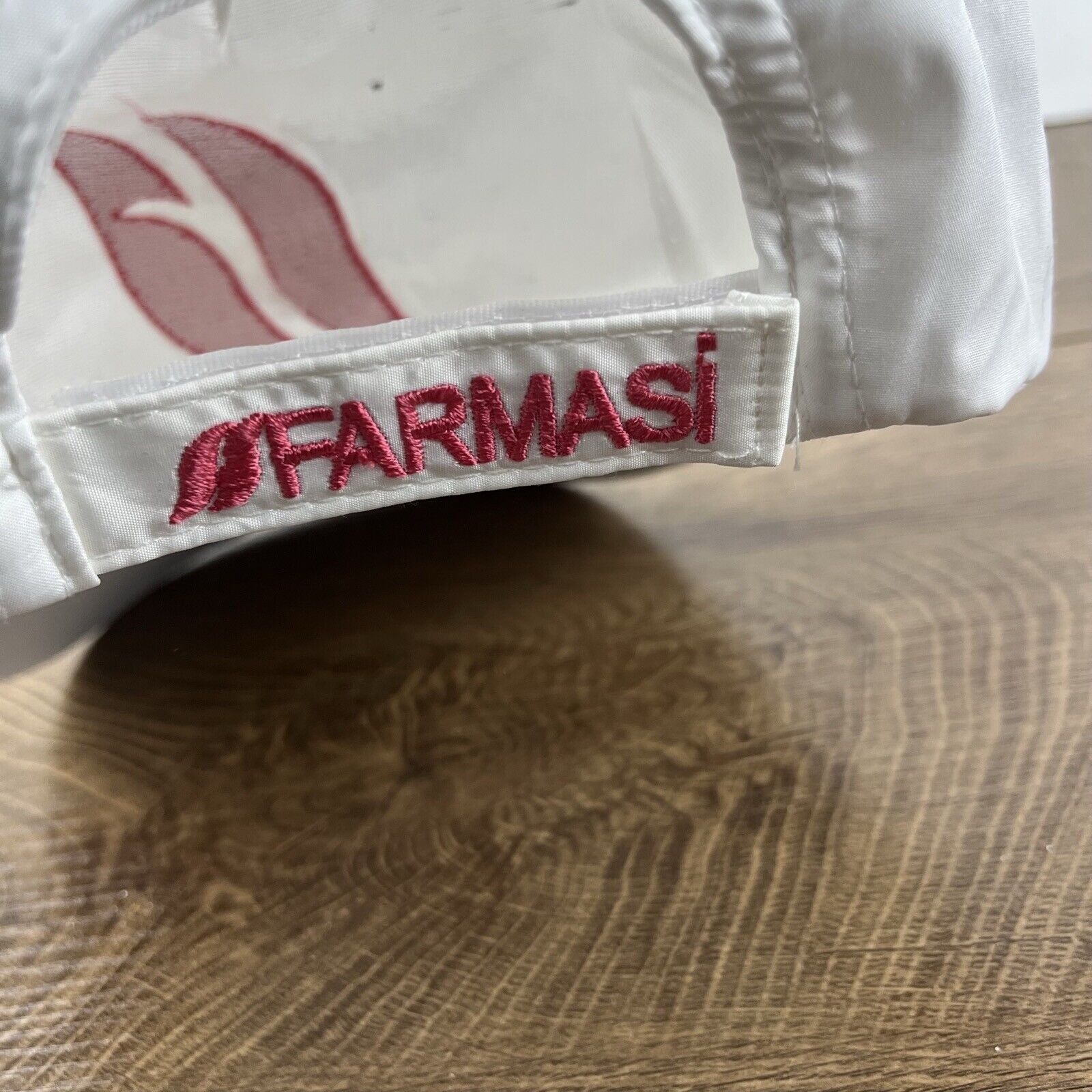 Other Farmasi Hat Farmasi Adjustable Hat White Adjustable Hat Whit Size ONE SIZE - 11 Thumbnail