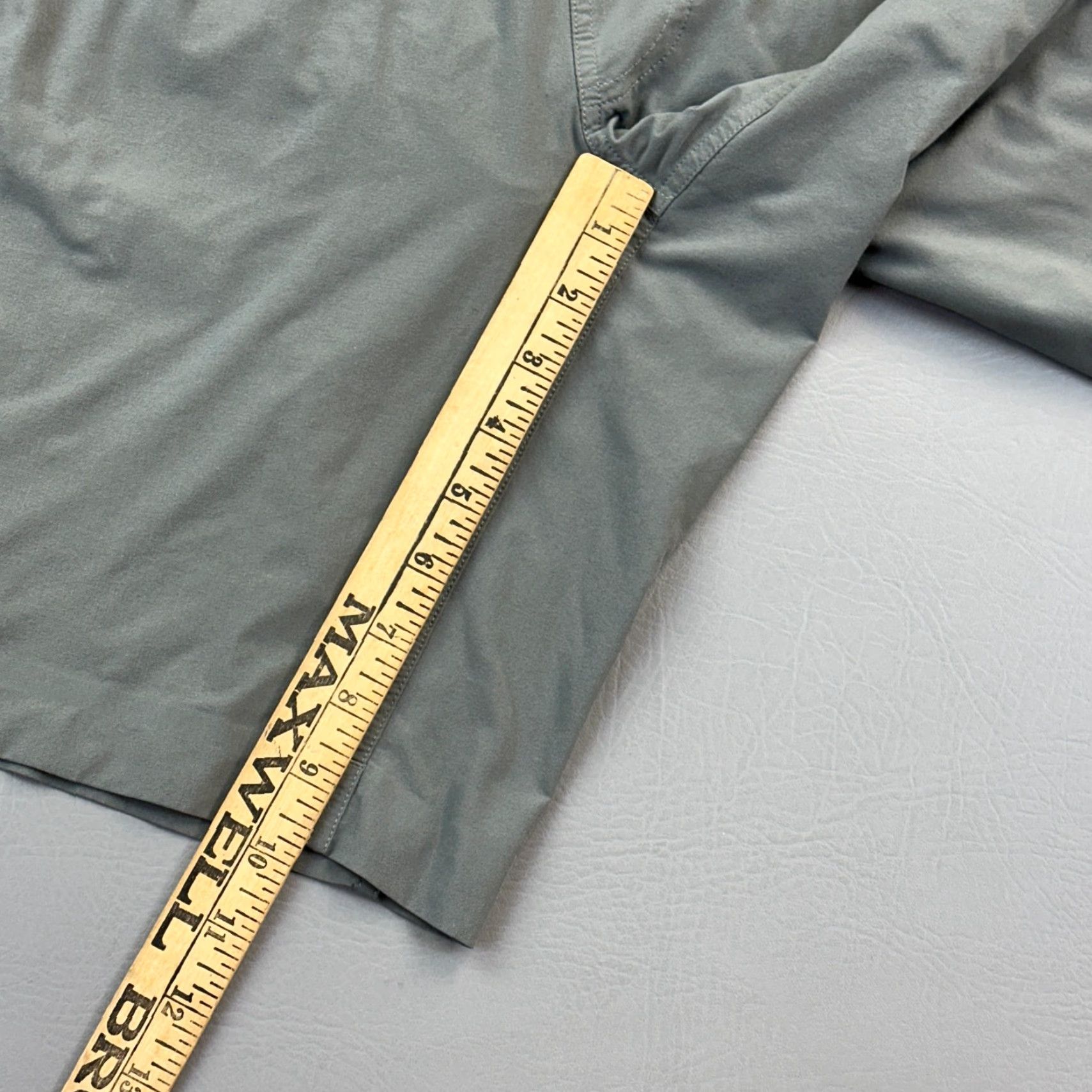 Lululemon Lululemon Pace Breaker Shorts Mens Medium Gray Athletic Drawstring Athleisure Size US 31 - 2 Thumbnail