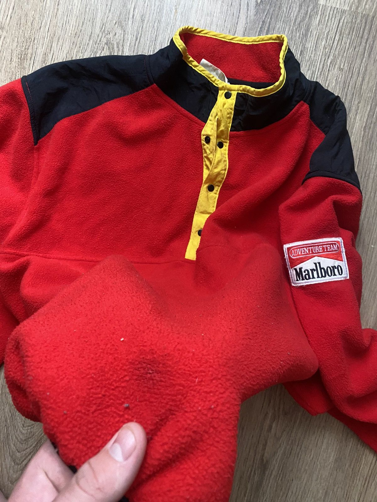Marlboro × Vintage VINTAGE 90s MARLBORO LOGO PATCH RED BLACK FLEECE JACKET COAT Size US XL / EU 56 / 4 - 4 Thumbnail