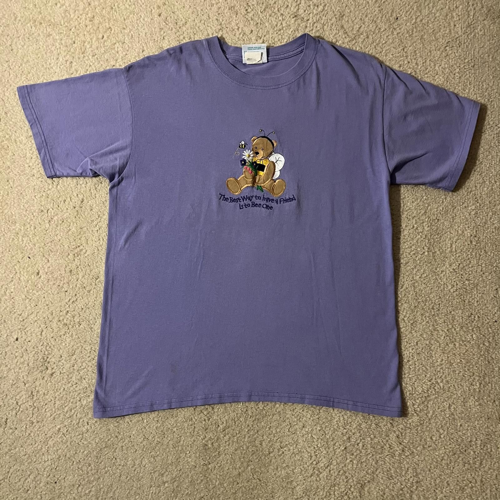 Designer VTG 90s The Best Way to Have a Friend Is to Bee One Tee Size L / US 10 / IT 46 - 2 Thumbnail