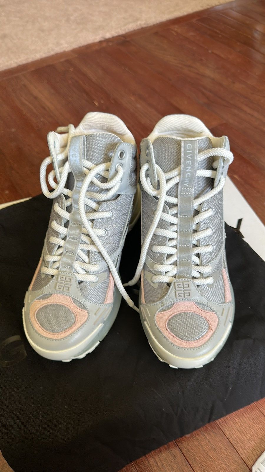 Givenchy SOLD OUT in stores! Givenchy GIV 1 Womens Sneakers - Luxury Size US 6.5 / IT 36.5 - 9 Thumbnail