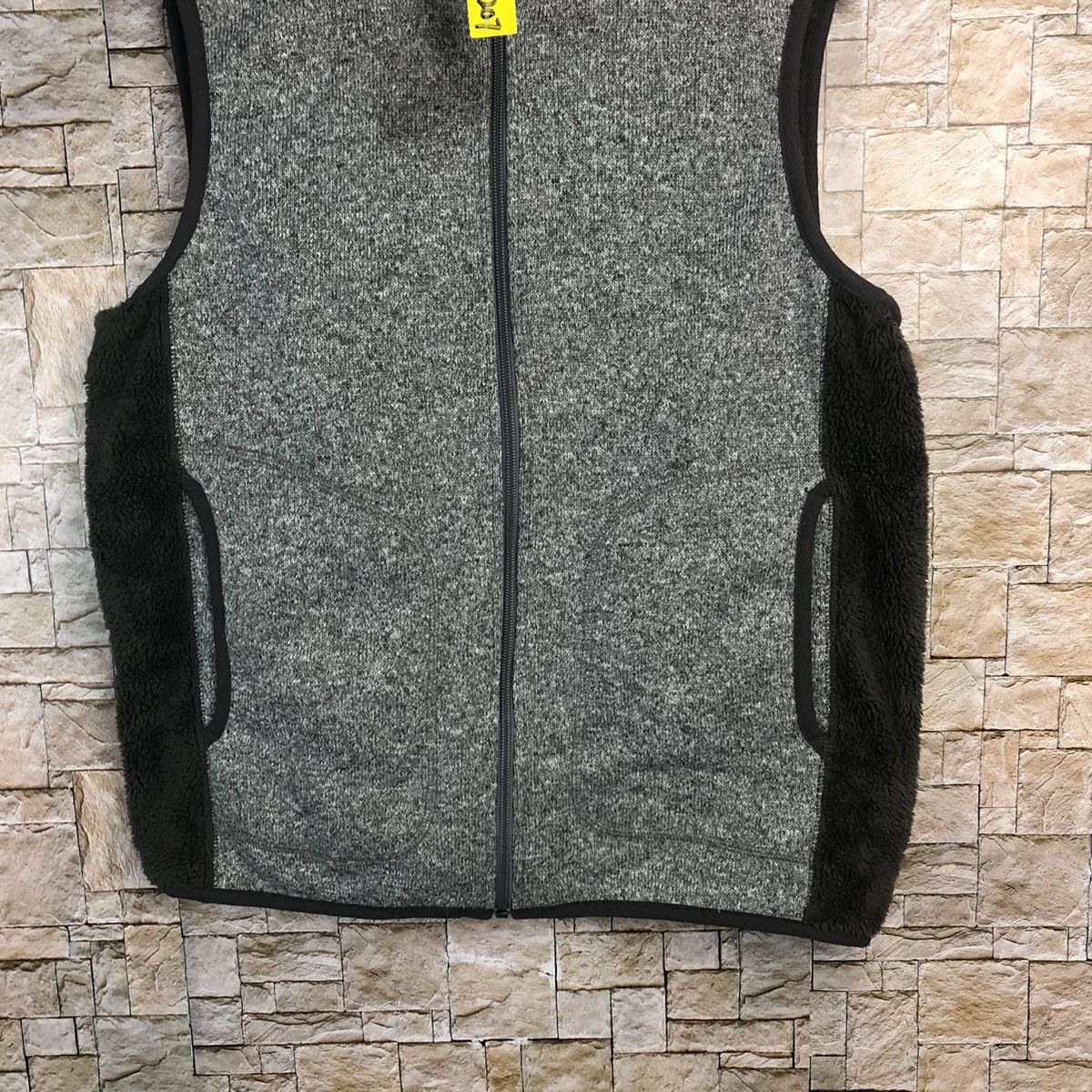 Vintage Uniqlo Grey vintage 2 tone Vest #A207 Size US M / EU 48-50 / 2 - 3 Thumbnail