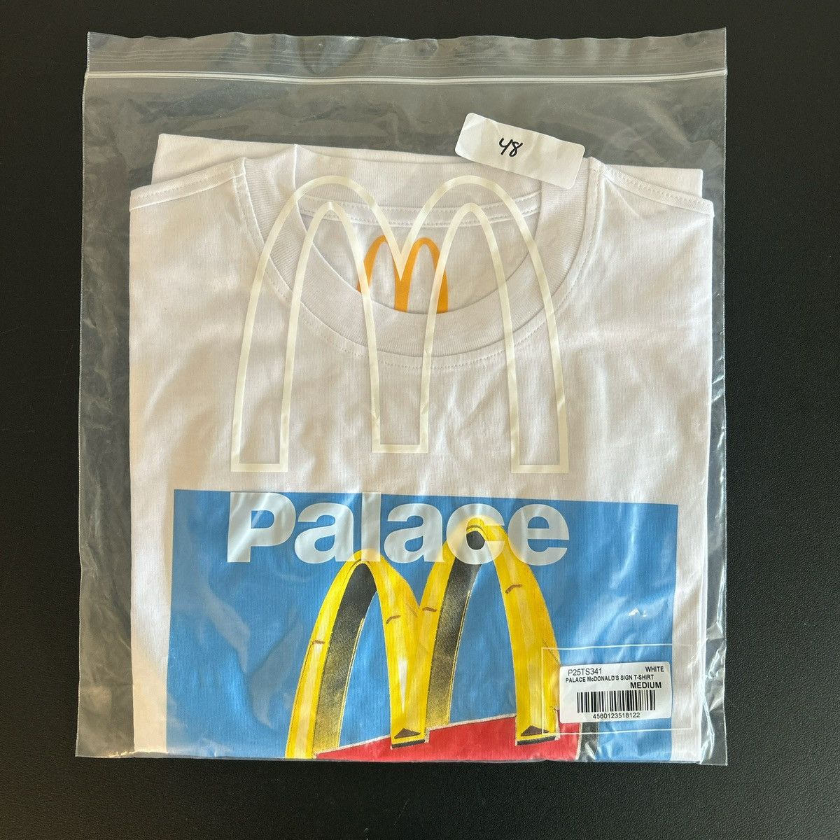 Palace Palace McDonalds sign tee Size US M / EU 48-50 / 2 - 1 Thumbnail
